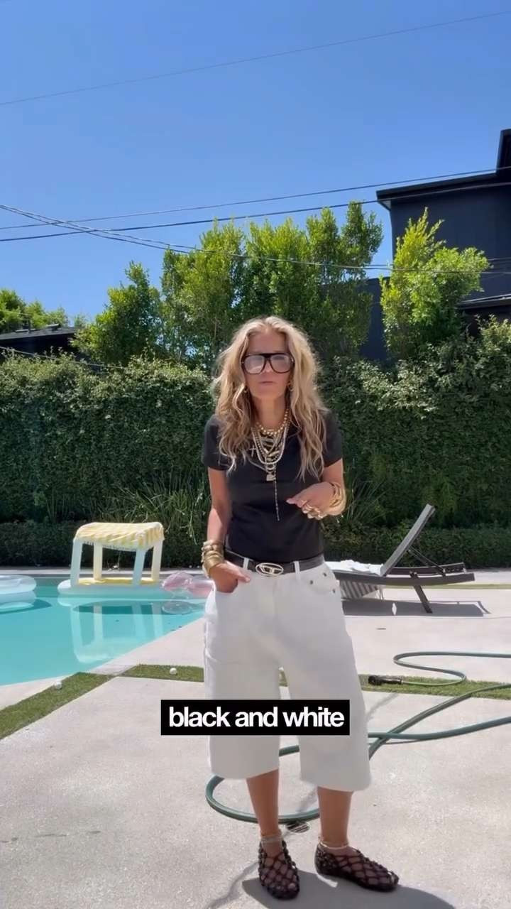 Saturday fit = set the tone. Show up for yourself today, even if it’s just in a cute outfit 💫 

 #LTKStyleTip #LTKShoeCrush