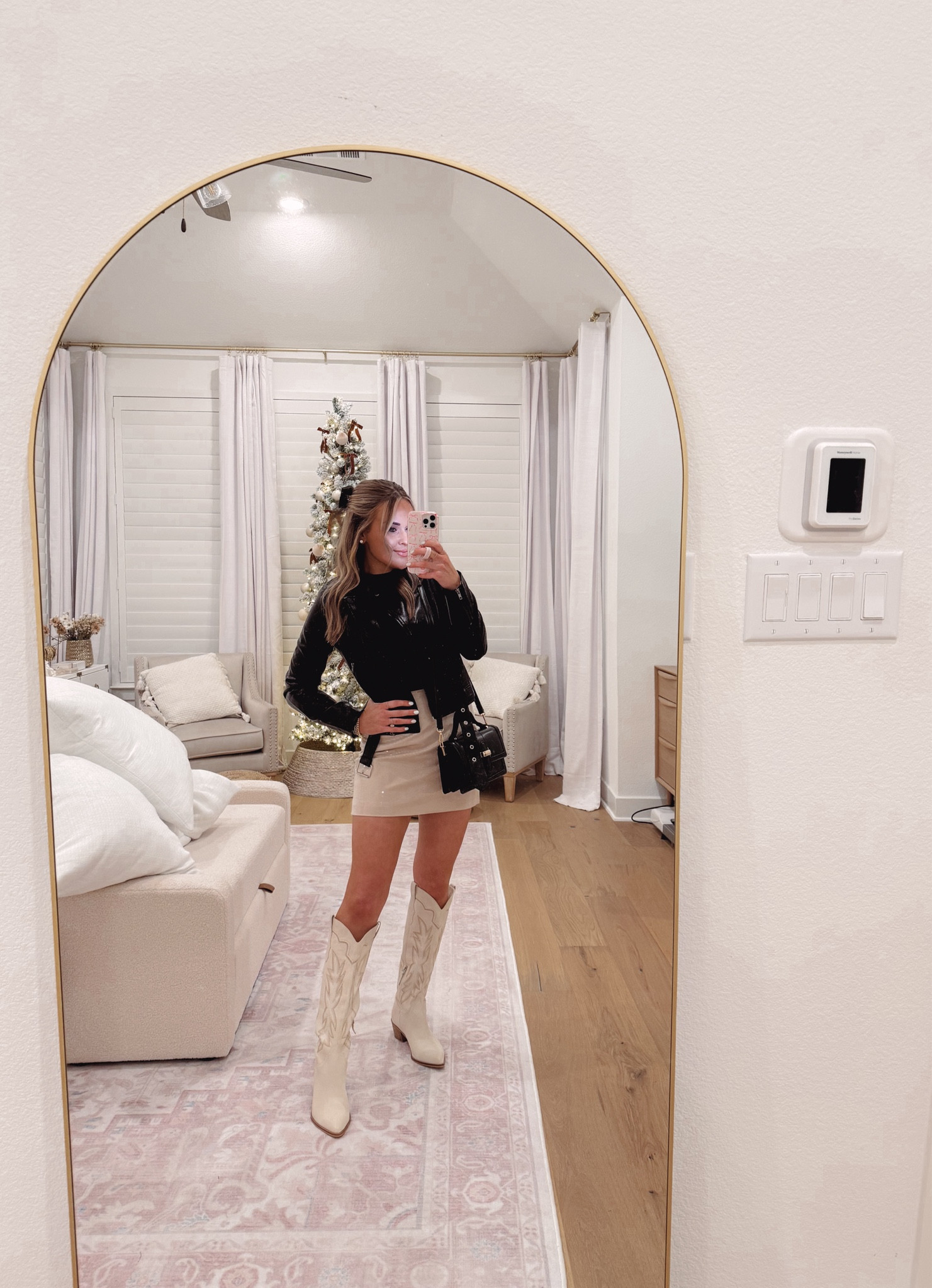 moms night out 🤍🤍 



#LTKWorkwear #LTKStyleTip #LTKBeauty