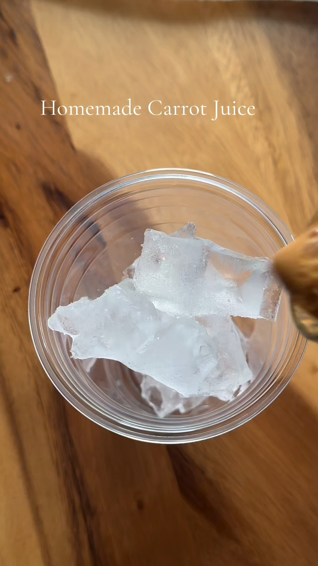 Obsessed with the rich color and satisfying sound of my homemade Jamaican Carrot Juice? 🤤 This is the exact 24 oz clear plastic cup with a lid and straw that makes every sip feel like a treat!
If you love making natural juice recipes at home, you need this! The transparent design is perfect for showing off layered drinks, fresh juices, and colorful smoothies.
✨ Why I Love This Cup:
• Ideal for cold beverages: Keeps my juice icy cold!
• Large Capacity: Perfect 24 oz size for a generous serving.
• Durable Plastic: Great for daily use (just hand wash for best results!).
• Secure Lid & Straw: Essential for on-the-go travel.
Get the perfect accessory for your kitchen—whether you're making cold brew, iced tea, or healthy smoothies, this is the only drinkware you'll need.

#LTKfoodie #LTKHome #LTKSaleAlert