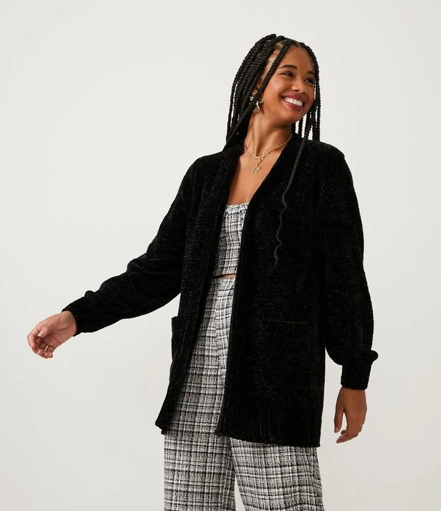 Casaco Cardigan Alongado em Chenille com Bolsos Preto | Renner (BR)