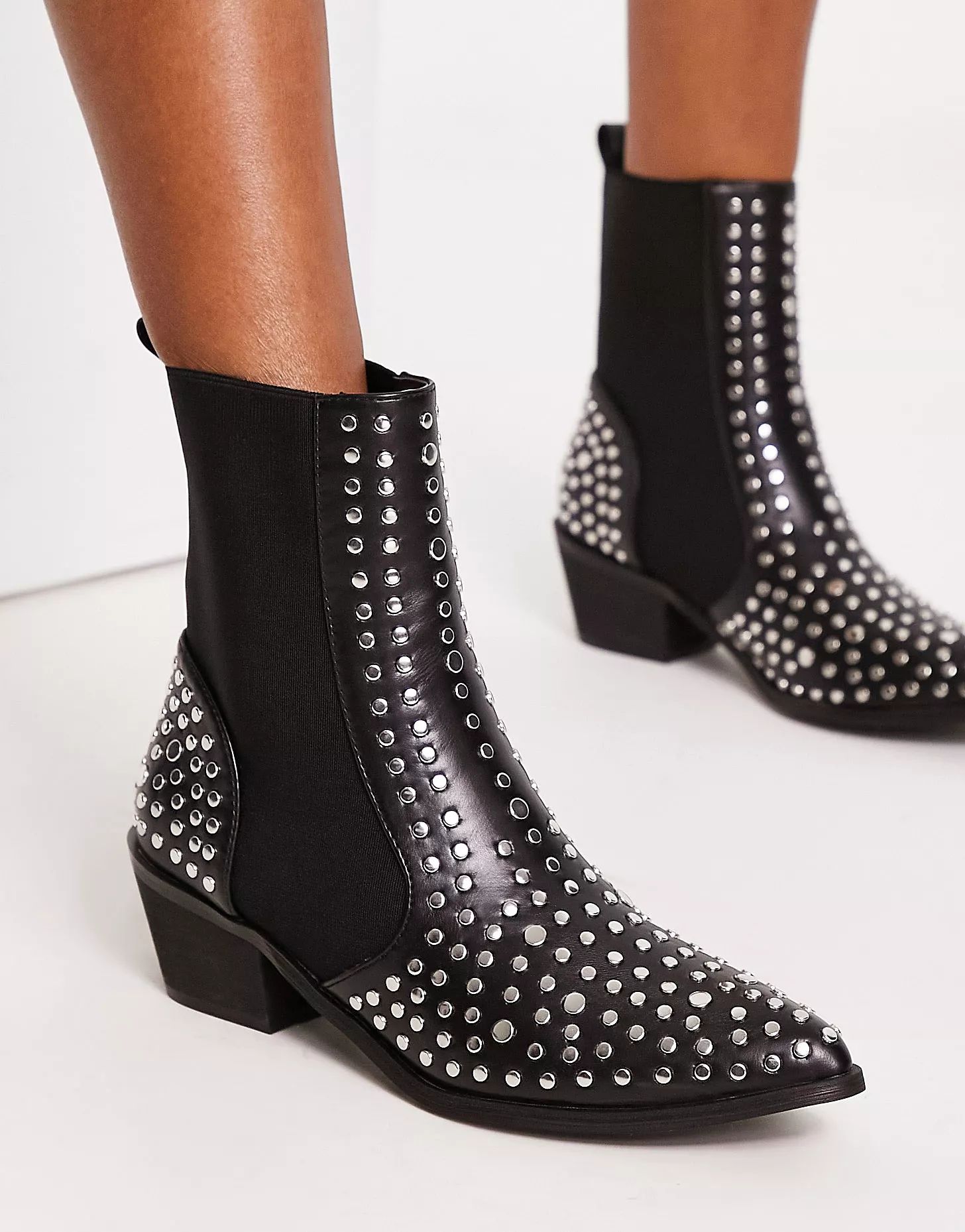 Urban Revivo stud detail western boots in black | ASOS (Global)