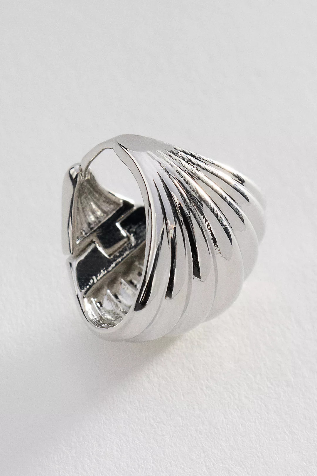 Fanned Huggie Hoop Earrings | Anthropologie (US)