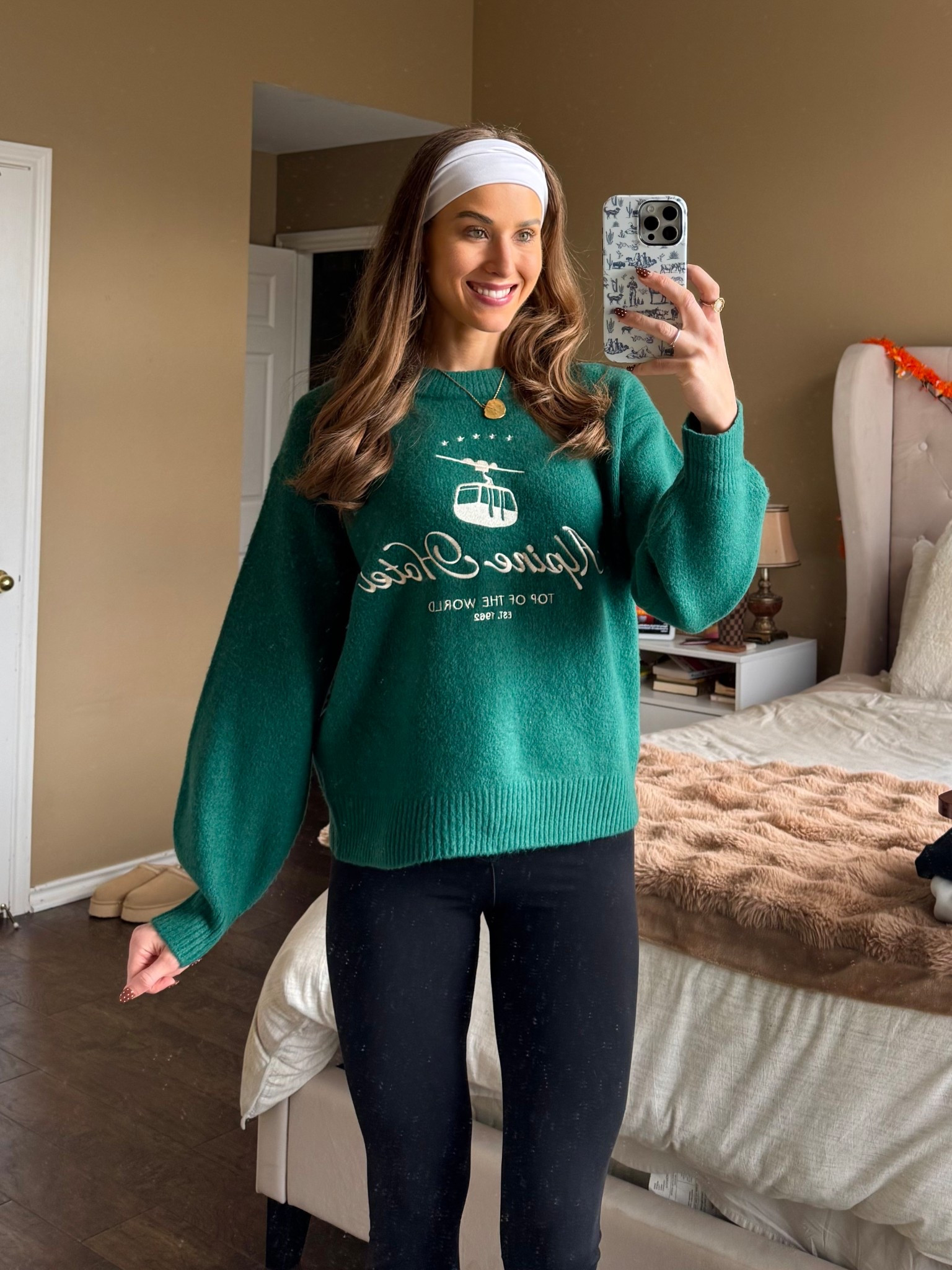 Christmas sweater. Apres ski sweater. Green Christmas sweater. Holiday sweaters. Winter looks. Winter style. Christmas style. Christmas looks.

#LTKHoliday #LTKTall #LTKSeasonal