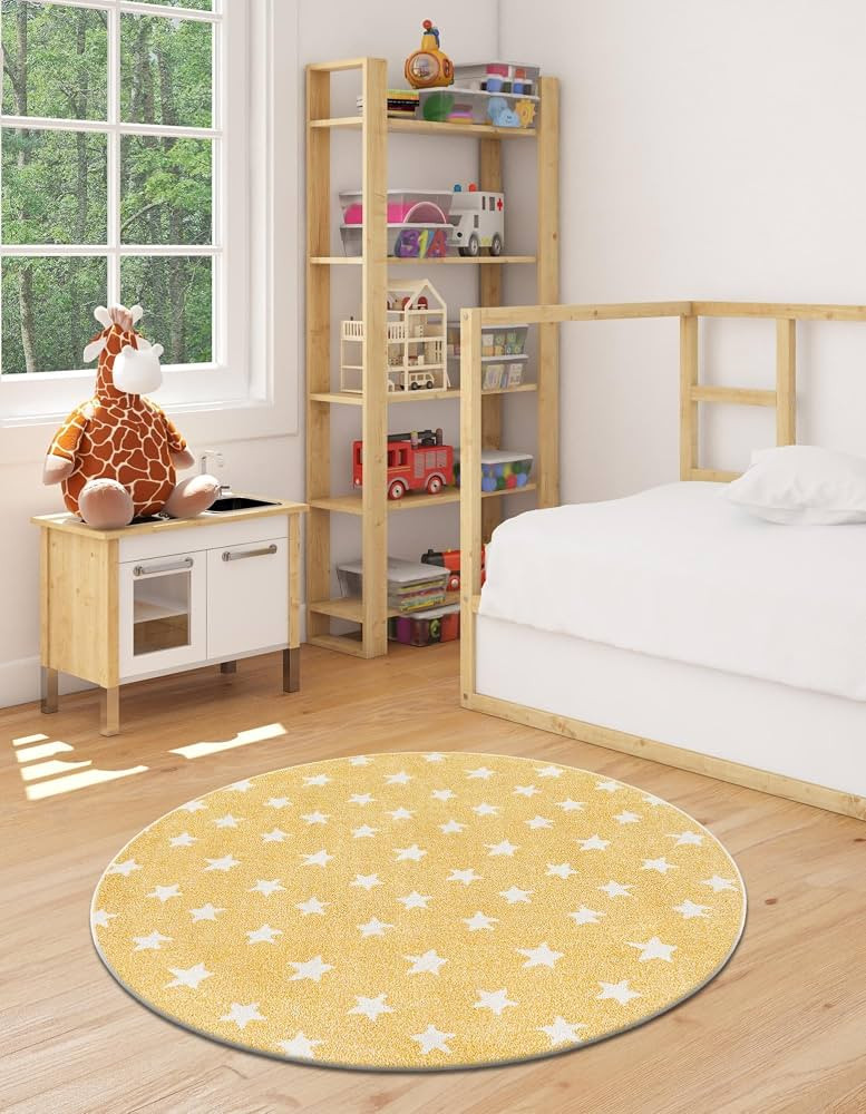 Unique Loom Whimsy Kids Collection Area Rug - Stars (3' 3" Round Soft Yellow/Ivory) | Amazon (US)