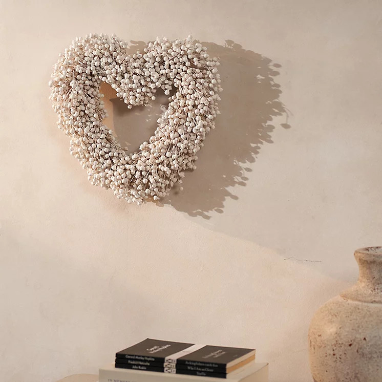 27cm Heart Dried Linum Wreath | The White Company UK & ROW