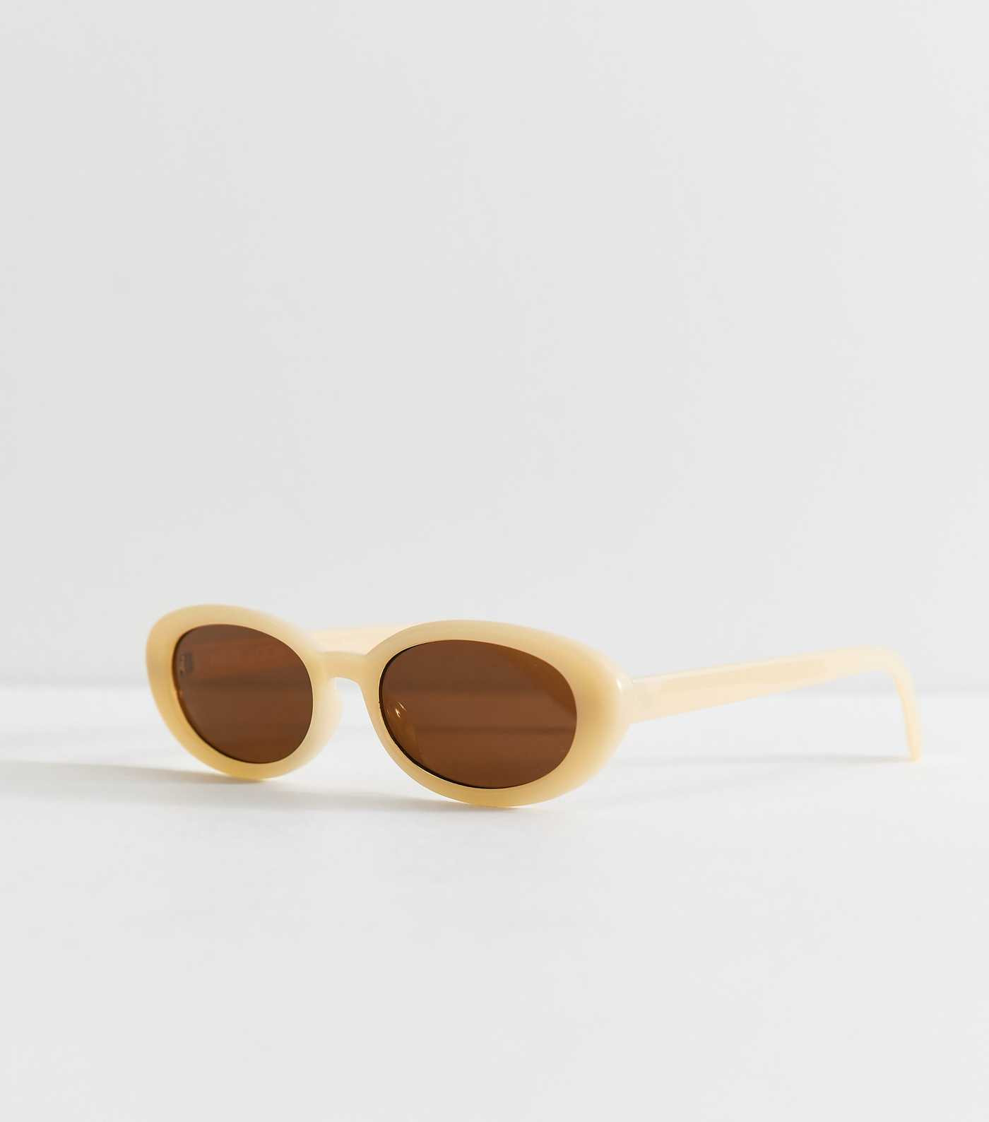 Light Yellow Oval Tinted Sunglasses | New Look | New Look (UK)