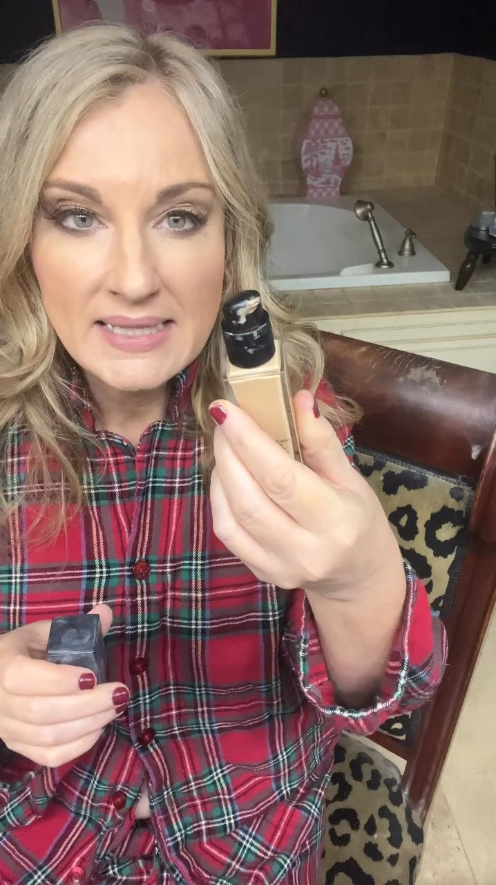Full coverage foundation 

#LTKOver40 #LTKBeauty #LTKGiftGuide