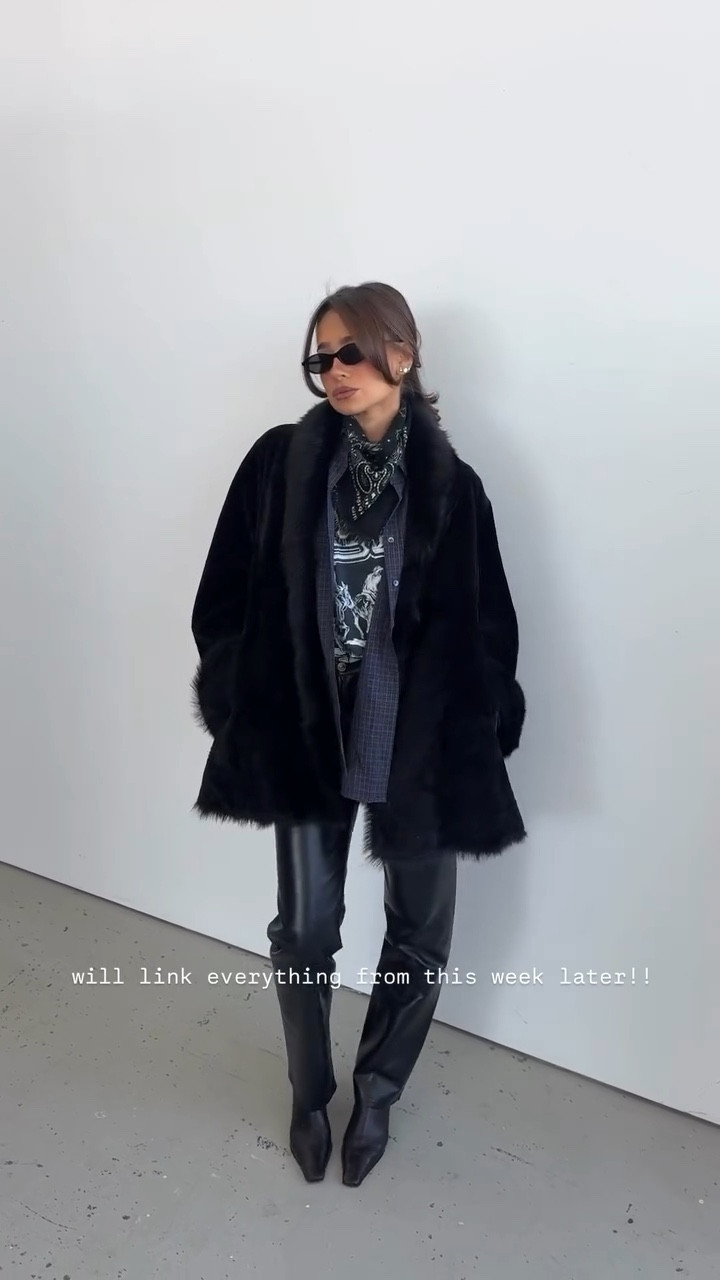 My faux fur coat is Nour Hammour 🖤