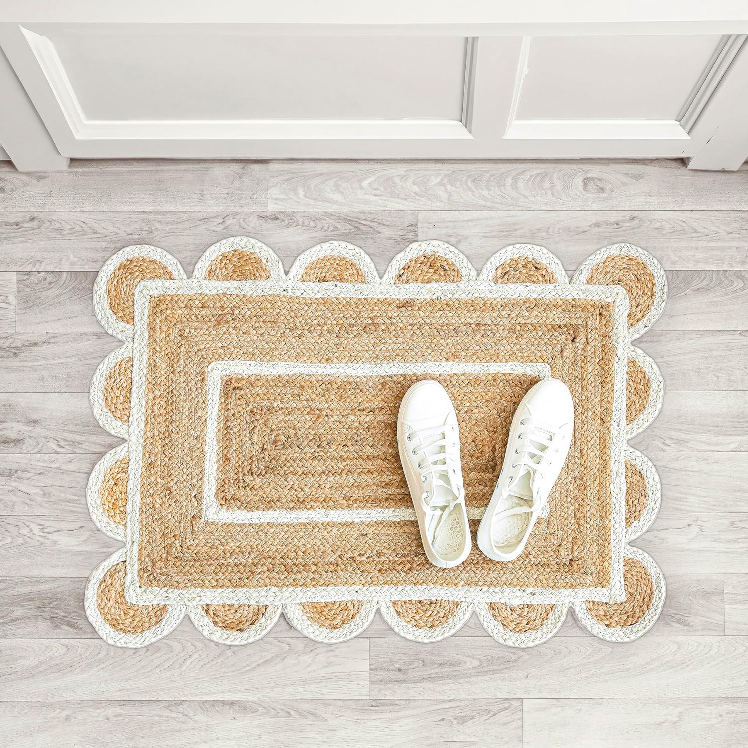 Scalloped Natural Jute Area Rug, Natural Base Off White Trim, 2x3 | Amazon (US)