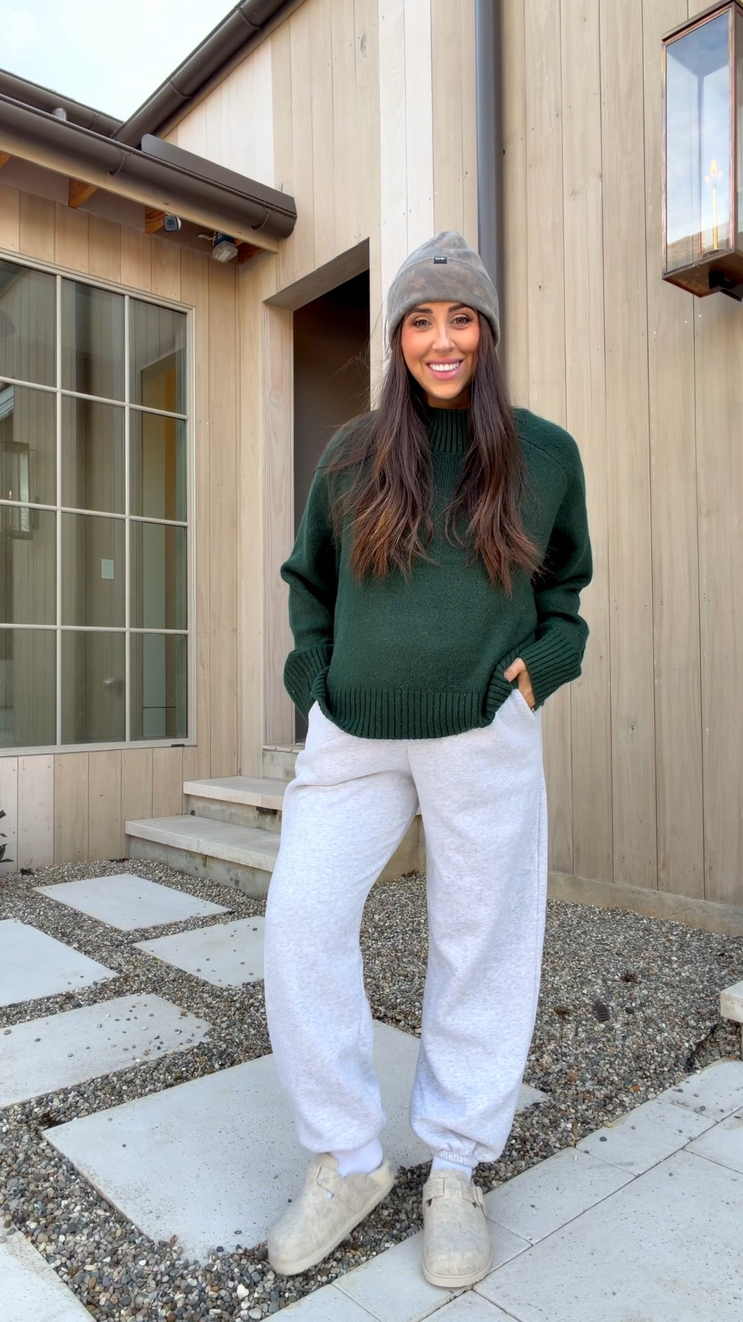Cozy looks are my go to right now! These are my fave sweatpants with the thin band! 
Sweater: medium 
Pants: medium 

Dressupbuttercup.com #dressupbuttercup #dederaad 


#LTKHoliday #LTKGiftGuide #LTKSeasonal