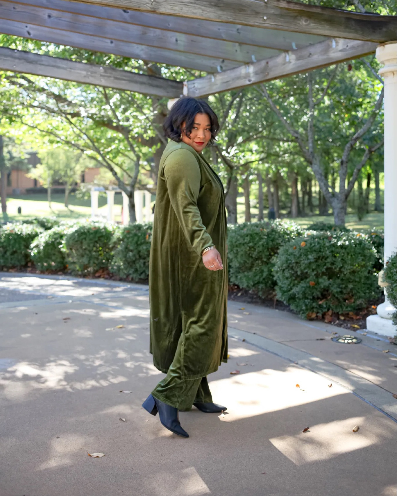 If you are someone that is on the move and don't want to think that much about what you're wearing, adding a few matching sets like this velvet moment will give you so much time back.

Matching sets, fall style,
Shein, midsize 

#LTKMidsize #LTKFindsUnder50 #LTKStyleTip