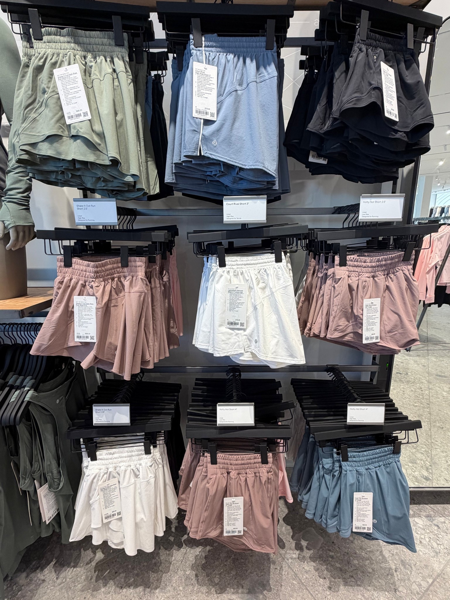 Running shorts

Gym shorts, workout shortss

#LTKPetite #LTKActive #LTKfitnessgoals