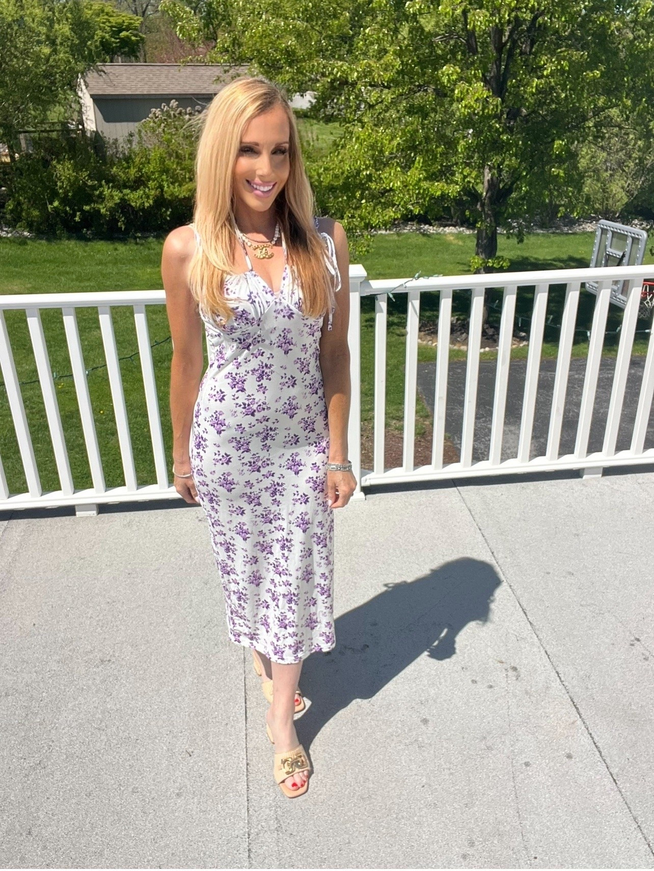 Beautiful floral midi dress 🩷🩷

#LTKootd #LTKmomlife #LTKfitnessgoals