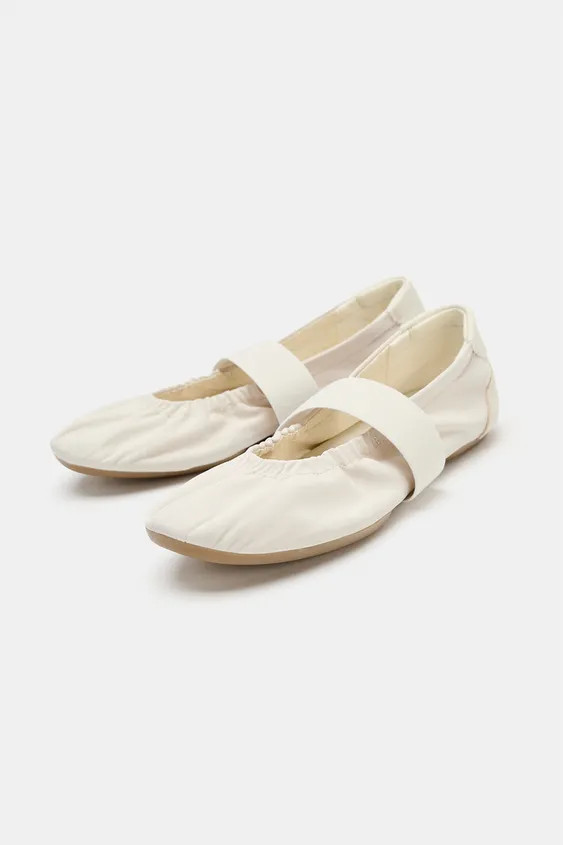 ELASTICATED SPORTY BALLERINA FLATS | Zara UK