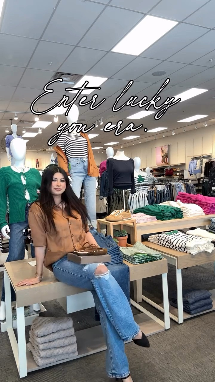 This is your sign to step into your lucky you season 💚

The version of you who
puts herself first,
romanticizes her life,
wears the outfit,
and stops waiting for “someday”…

she’s already in you. ✨

A new season isn’t just about clothes — it’s a reset in how you see yourself. Softer, brighter, more confident, more main character.

& yes… a little outfit refresh never hurt the mindset 😉💖

You know where to find me 📍🛍️