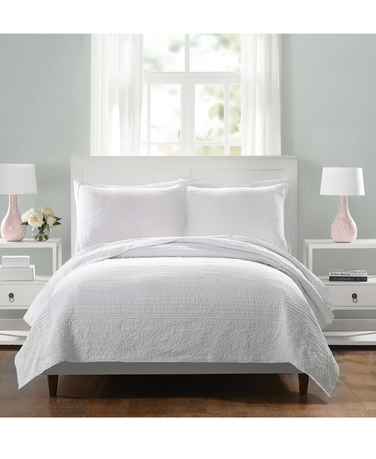 Vera Bradley Laos Lily Full/Queen Coverlet - White Bedding | Macys (US)