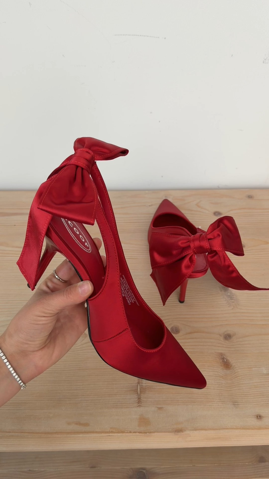 Festive Walmart Heels with Bow on the back! So good for the holiday season! Fits true to size 


Walmart fashion / Walmart finds / Walmart shoes / Walmart new arrivals : Walmart must haves / holiday shoes / heels 

#LTKHoliday #LTKShoeCrush #LTKFindsUnder50