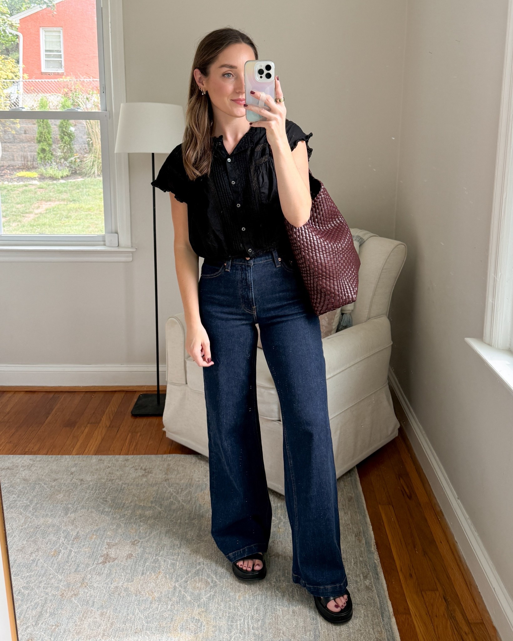 My all-time favorite cut of jeans is on sale today for $35! This is the lowest price I’ve ever seen to be honest. I am wearing a 25 regular and at this length I need to wear a little bit of a heel.