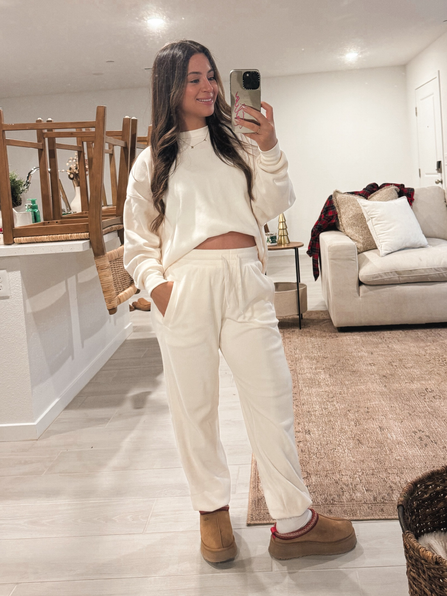 Loving this comfy bump friendly set from Abercrombie! I got s/m top and small bottom🫶🏼

#LTKBump