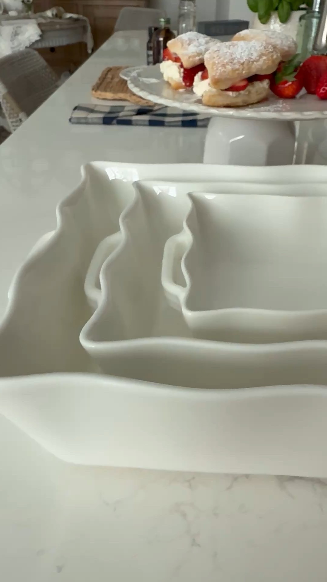 Aren’t these just the prettiest casserole dishes.  Simple upgrade to any kitchen 

#LTKHome #LTKU #LTKfoodie