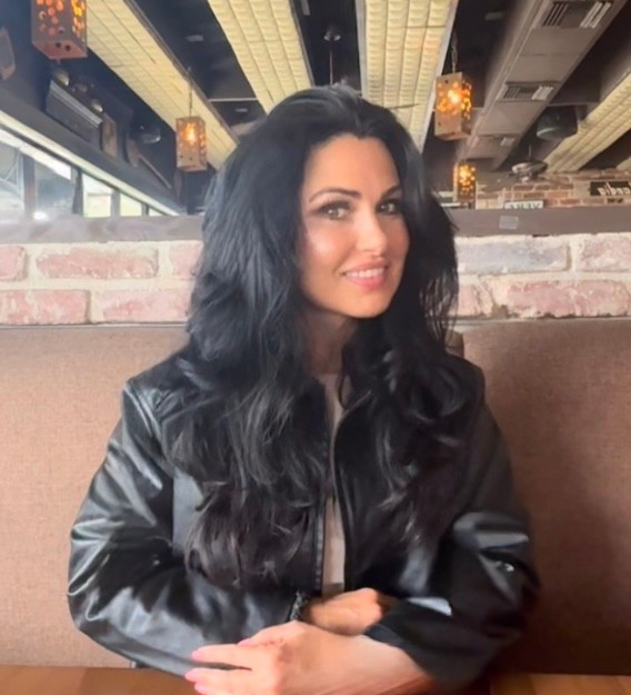 This black leather jacket is a fun date night faux leather coat. ❤️

#marneystidbits #darkwashdenim #blackpurse #blackboots



#LTKstyletip #LTKsalealert #LTKfindsunder100