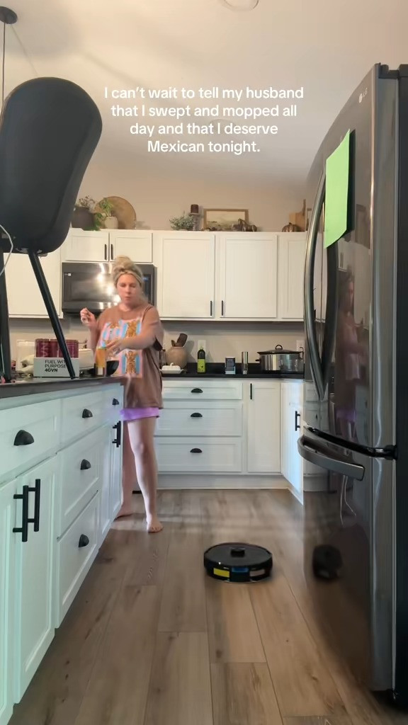 A robot vacuum doing the floor cleaning while I handle literally anything else? Yes please. The 5500Pa suction makes this a practical home upgrade for busy days. 

 #LTKdayinmylife #LTKHome #LTKSaleAlert
