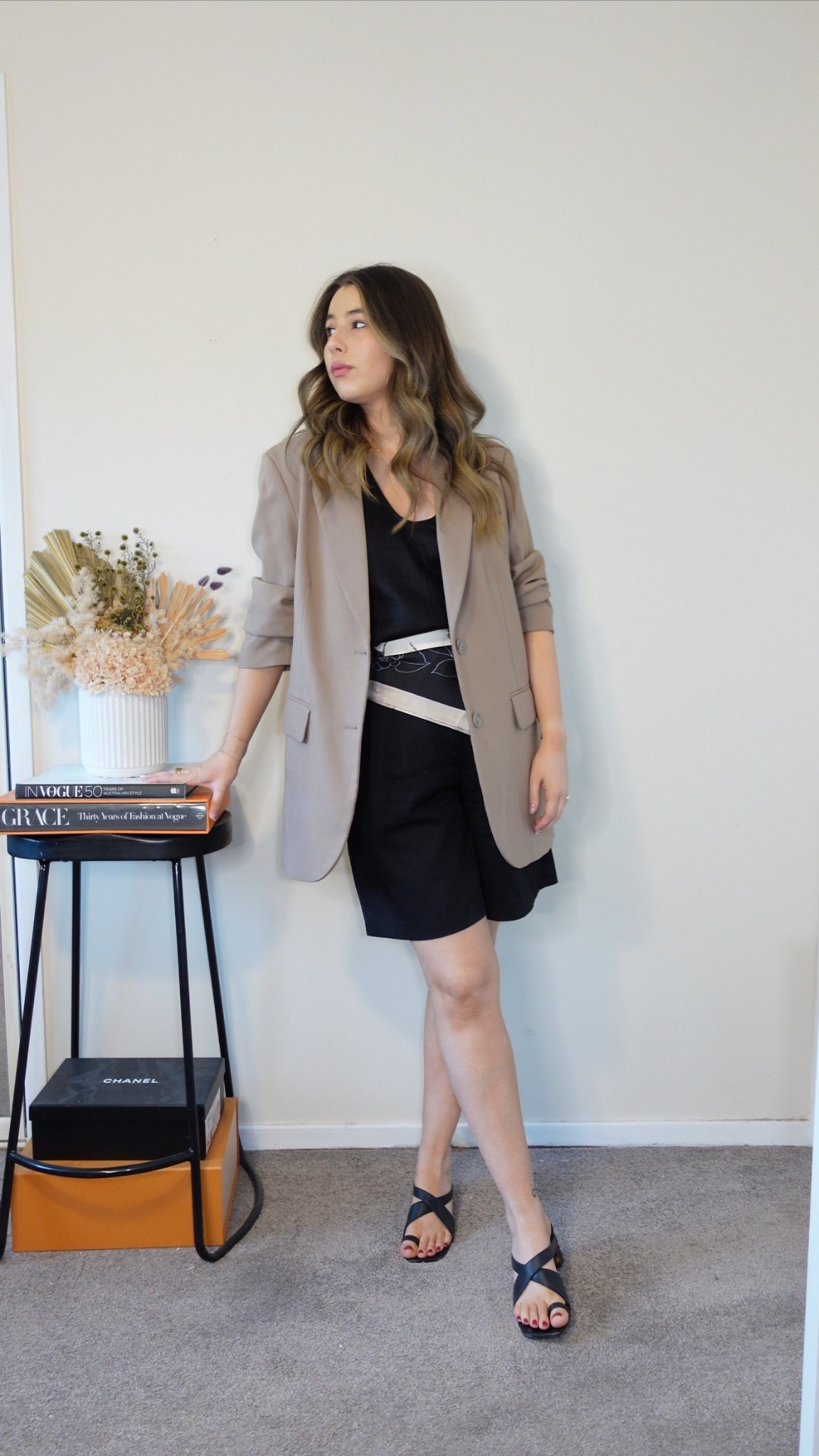It’s giving modern day corp chic. 

My blazer is an old one from H&M in a size 10. My shoes are also Jagger and really old  

#LTKaustralia #LTKspring #LTKstyletip