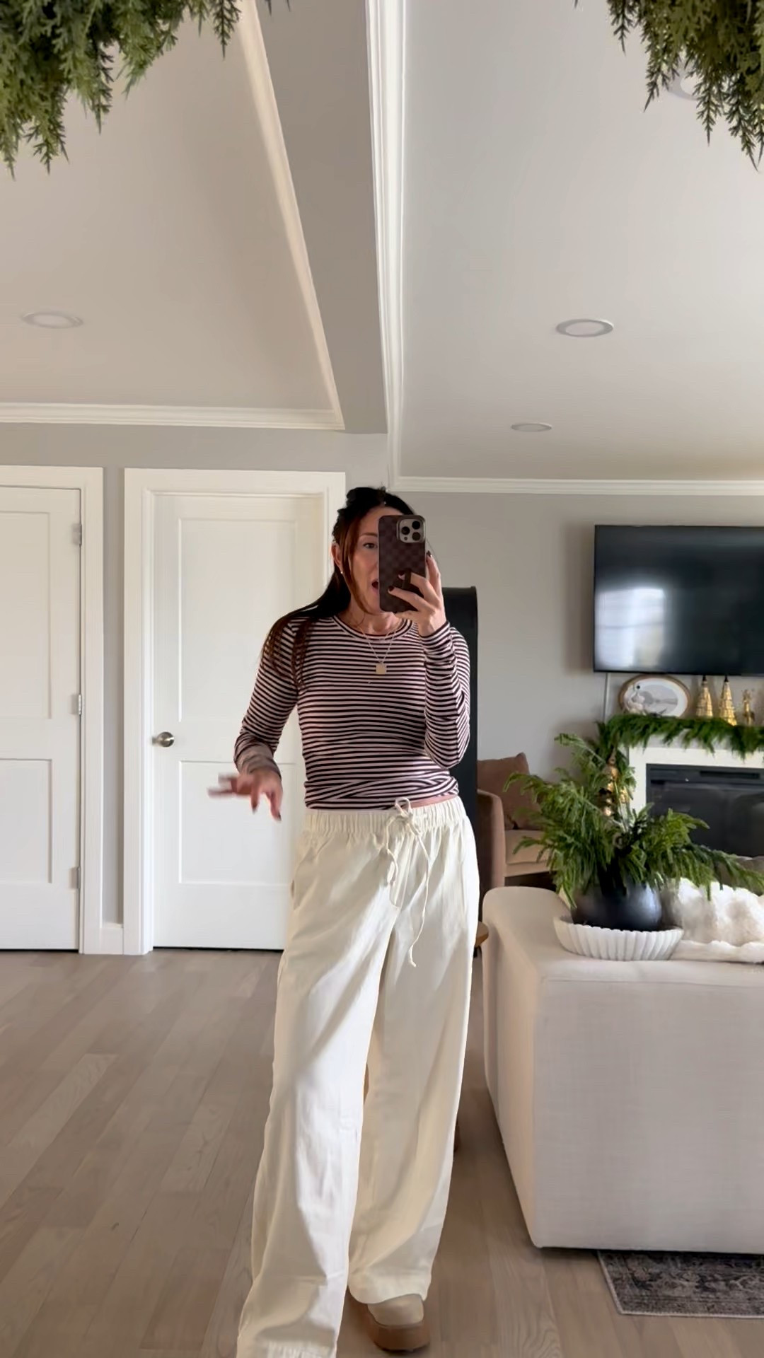 I can’t get over this top! Loving how soft. Wearing size XS

#LTKSeasonal #LTKStyleTip #LTKHoliday