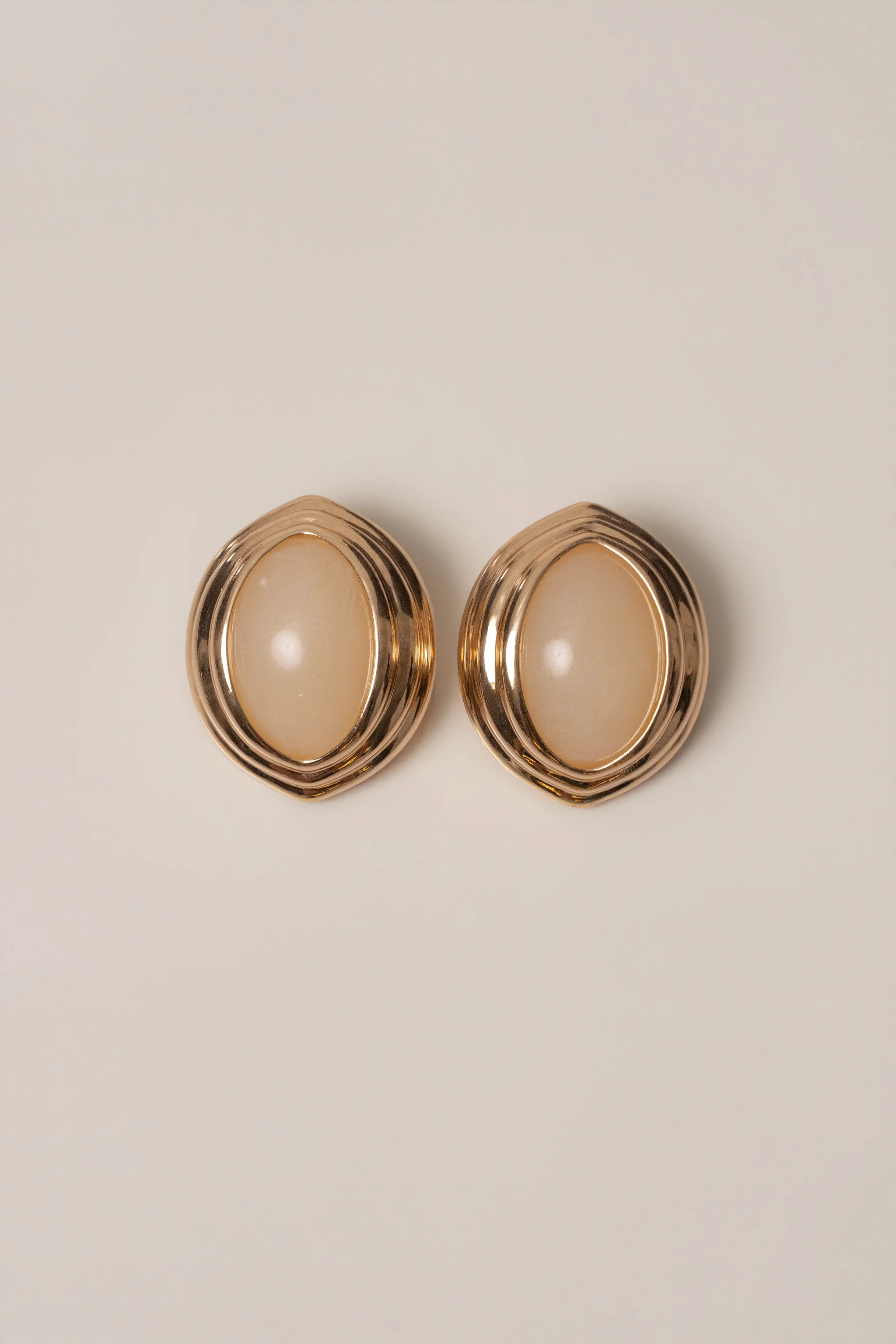 Ivory Inner Glow Stone Earrings | JLUXLABEL US