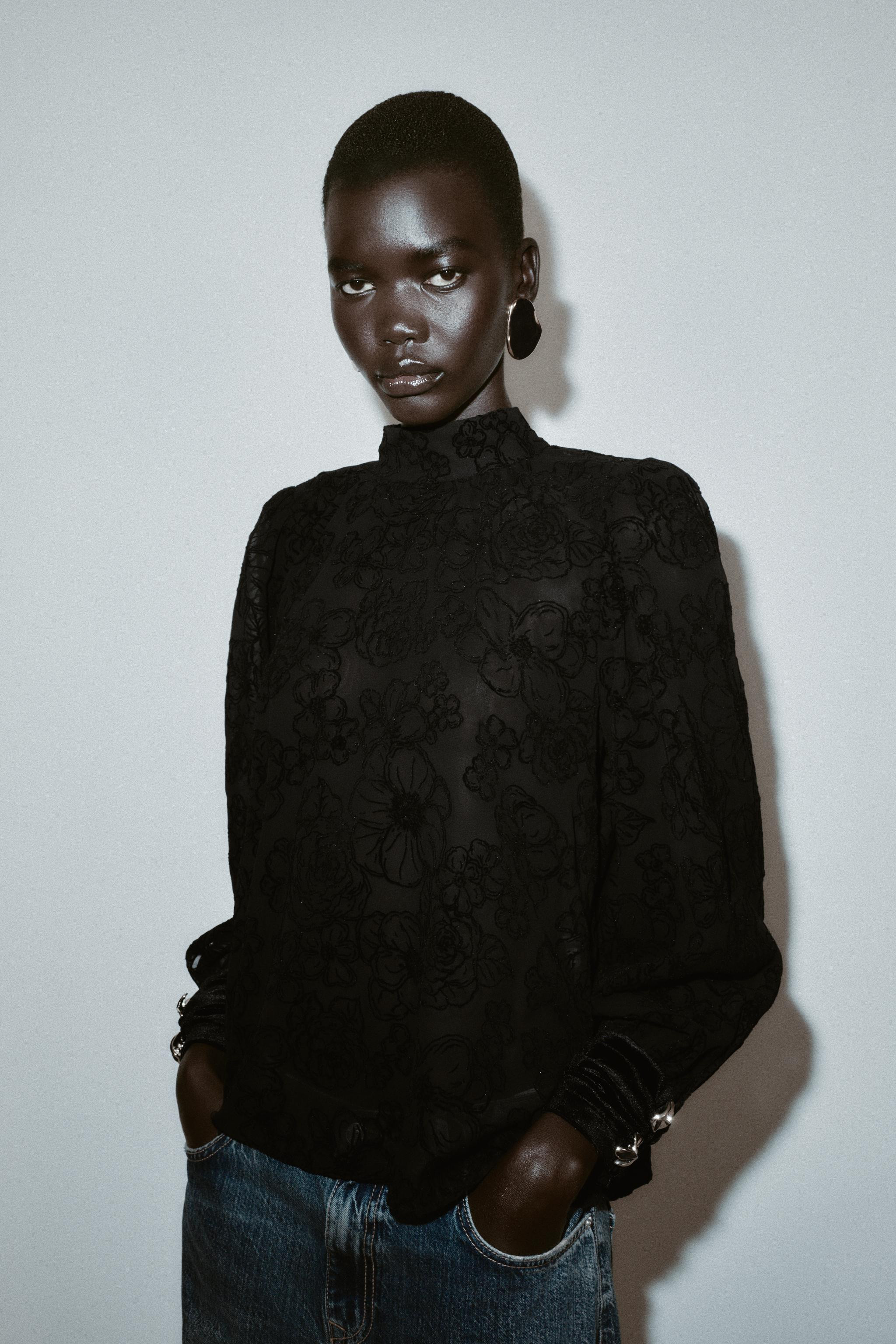 A better experience.Discover it in the app.Open app | Zara UK