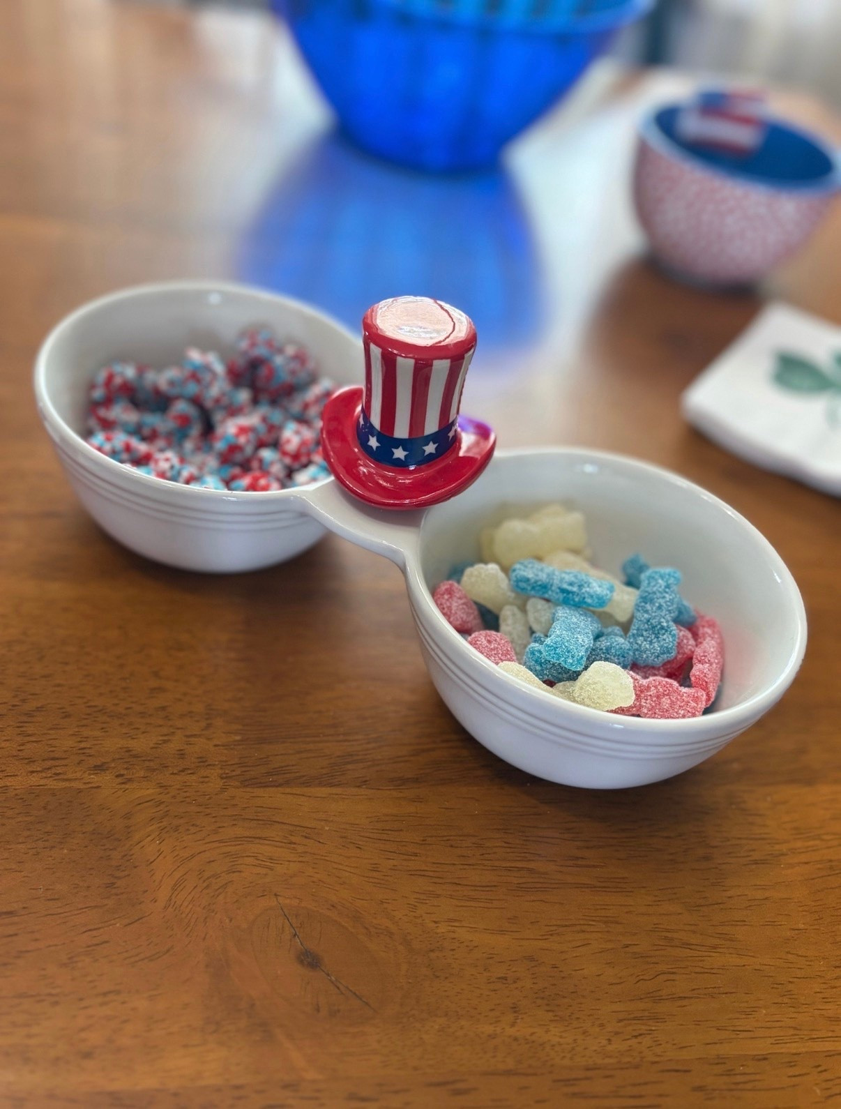 Fourth of July - love a holiday mini! 

#mini #norafleming #fourthofjuly #hosting #hostess #party #patriotic

#LTKHome