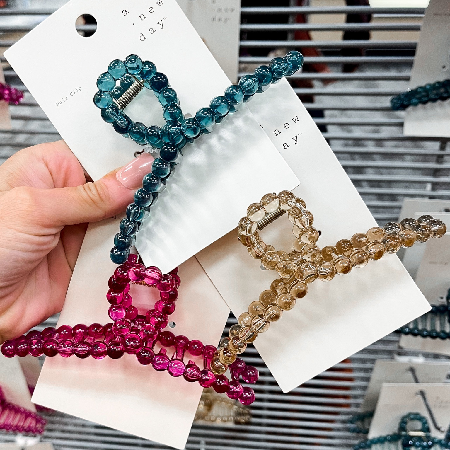 The cutest bead style womens hair accessory claw clip only $5 😍 target 

#LTKunder50 #LTKbeauty #LTKstyletip