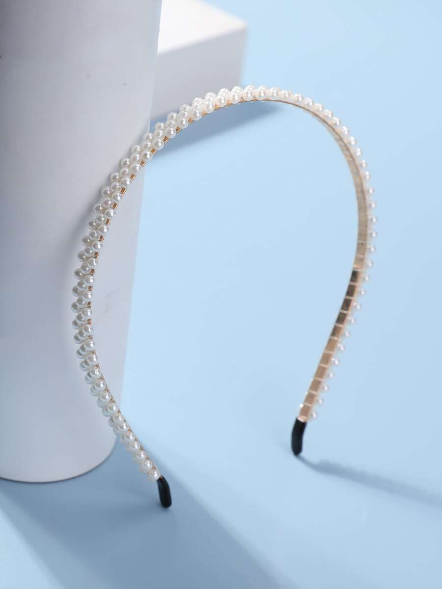 Faux Pearl Decor Headband
   
      SKU: sc2204303607766723
          (18 Reviews)    $1.50      ... | SHEIN
