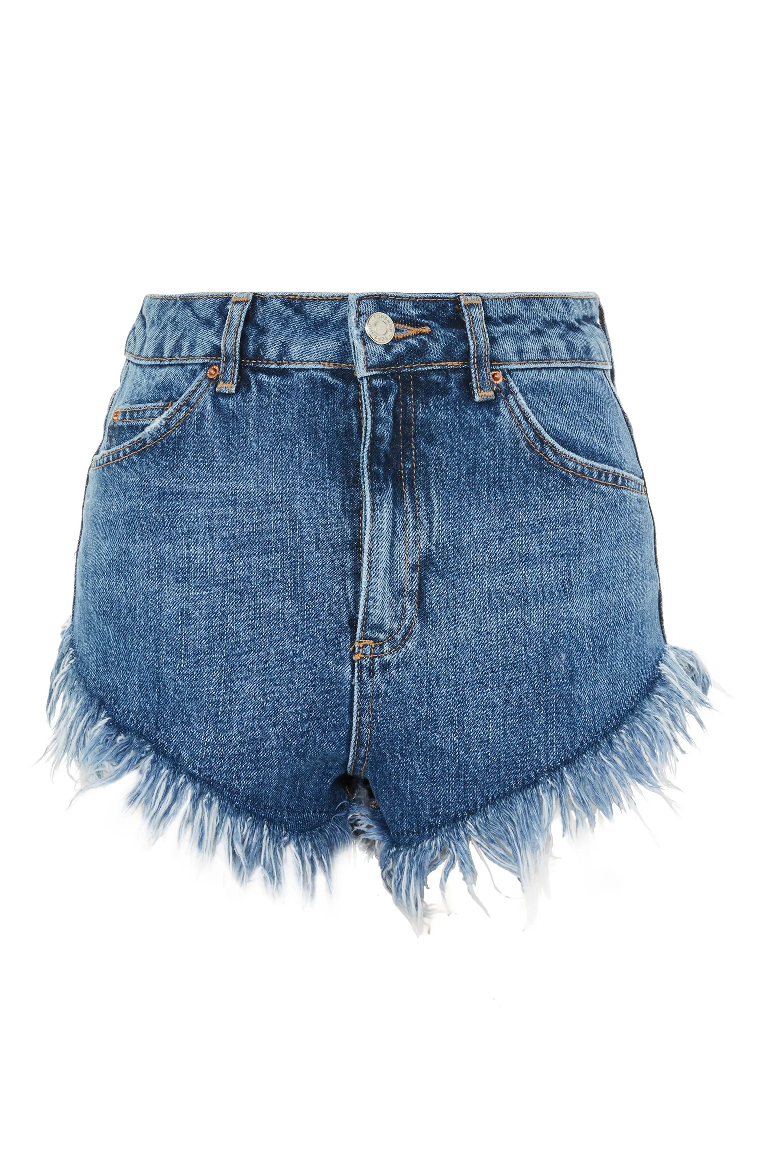 Kiri Fray Hem Shorts | Nordstrom