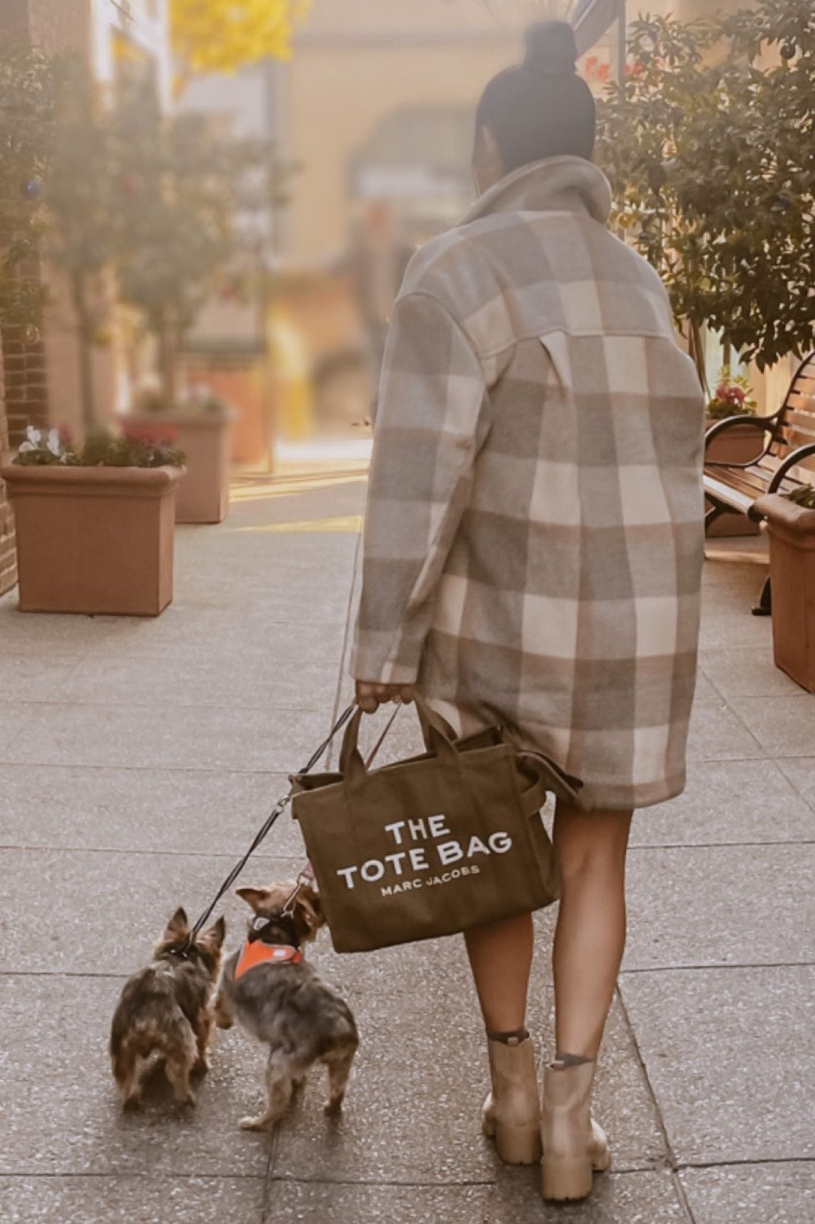 MARC JACOBS - ICHIKOTO 21448321_52207168_322.jpg