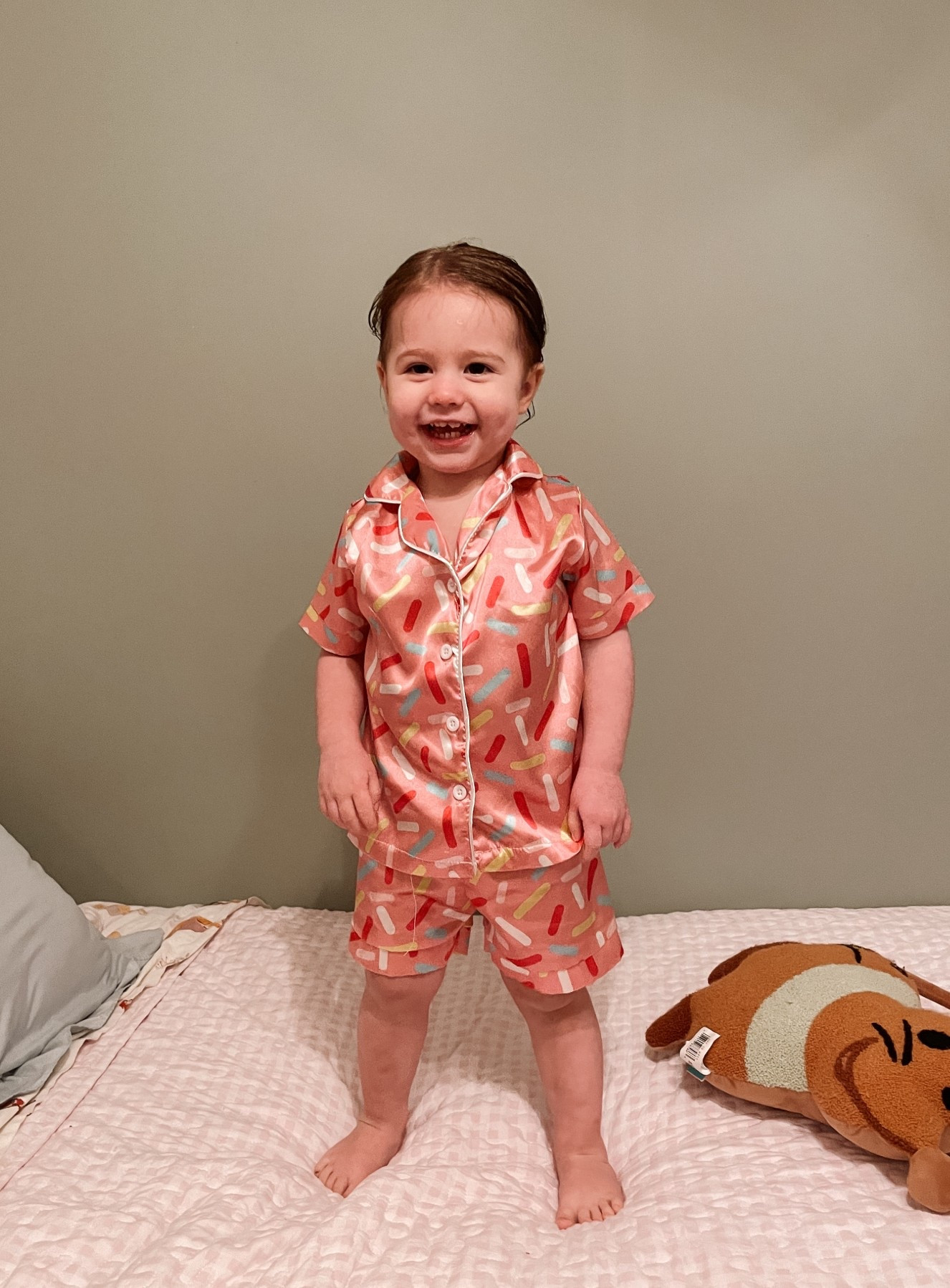 Sprinkle print pajamas! 


Amazon | toddler | kids | family | affordable | clothes 

#LTKKids #LTKmomlife #LTKBaby