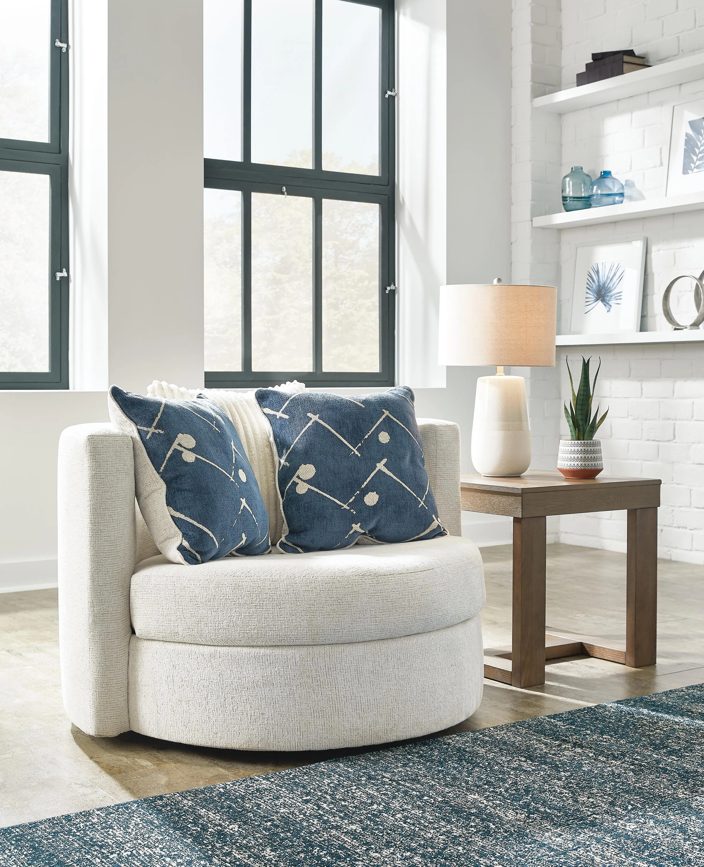 Padova Swivel Accent Chair | Ashley | Ashley
