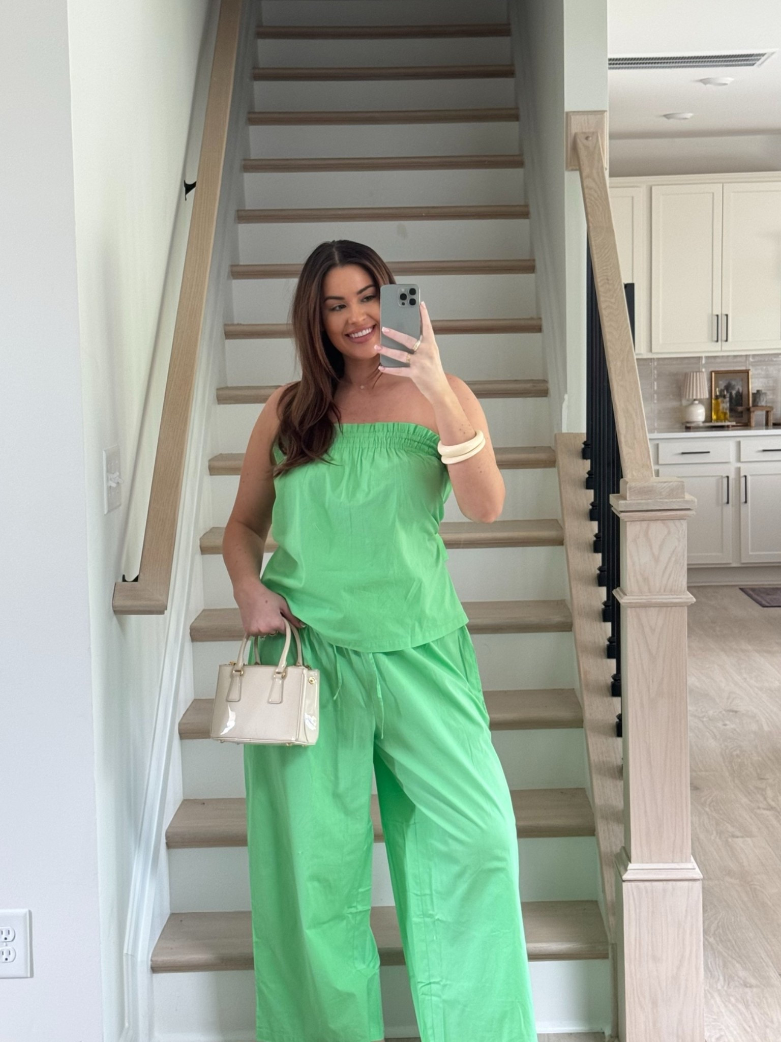 Wearing large, size down 1 runs large

#LTKootd #LTKgrwm