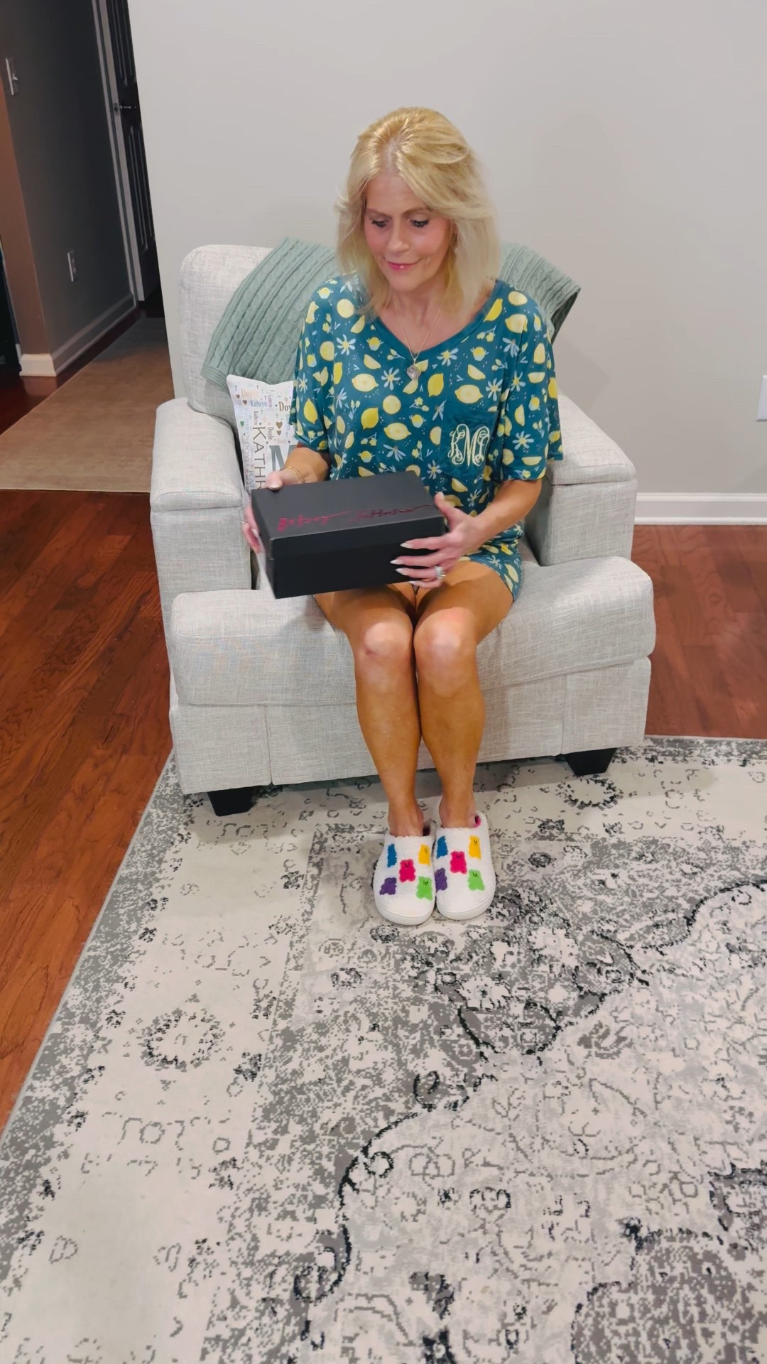 Sharing a pair of Betsey Johnson shoes I recently added to my collection. They were on sale at Macy’s. I’ll link everything I can in my LTK. ❤️🖤❤️🖤

#LTKSaleAlert #LTKShoeCrush #LTKSeasonal