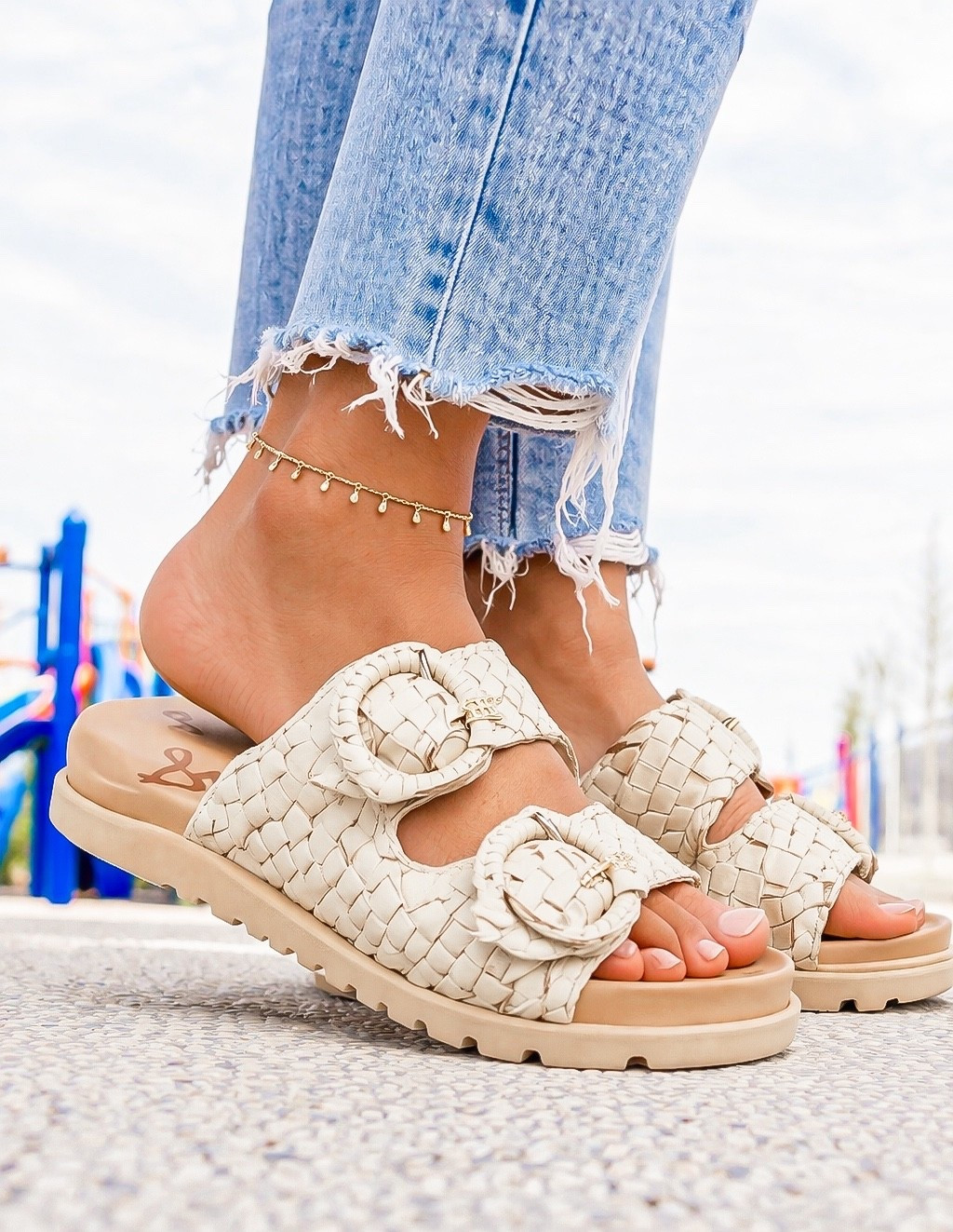 OK, I’m obsessed with these little double buckle woven sandals. I feel like I can throw these on with jeans denim shorts and then I can do a cute little set. I’m like I am loving sets right now or even a pair of joggers or a romper so lots of things to sell us

#LTKdayinmylife #LTKgrwm #LTKmomlife