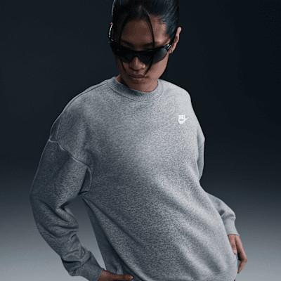 Nike Sportswear Club Fleece Women's Loose Crew-Neck Sweatshirt | Nike (US)