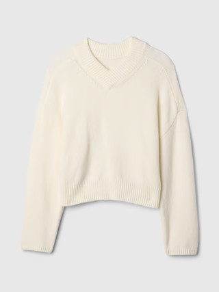 CashSoft Cropped High V-Neck Sweater | Gap | Gap (US)