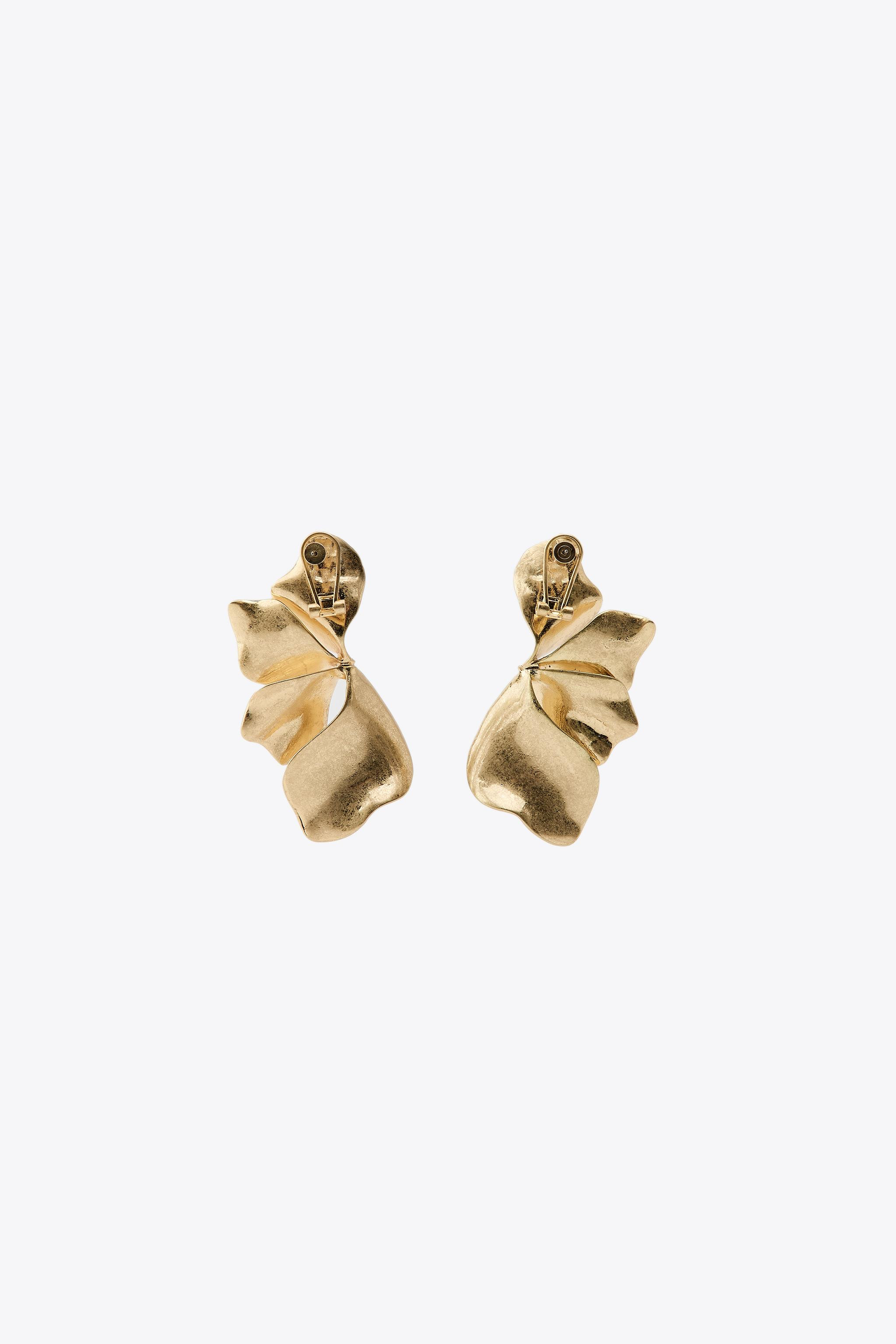 EMBOSSED FAN EARRINGS | Zara UK