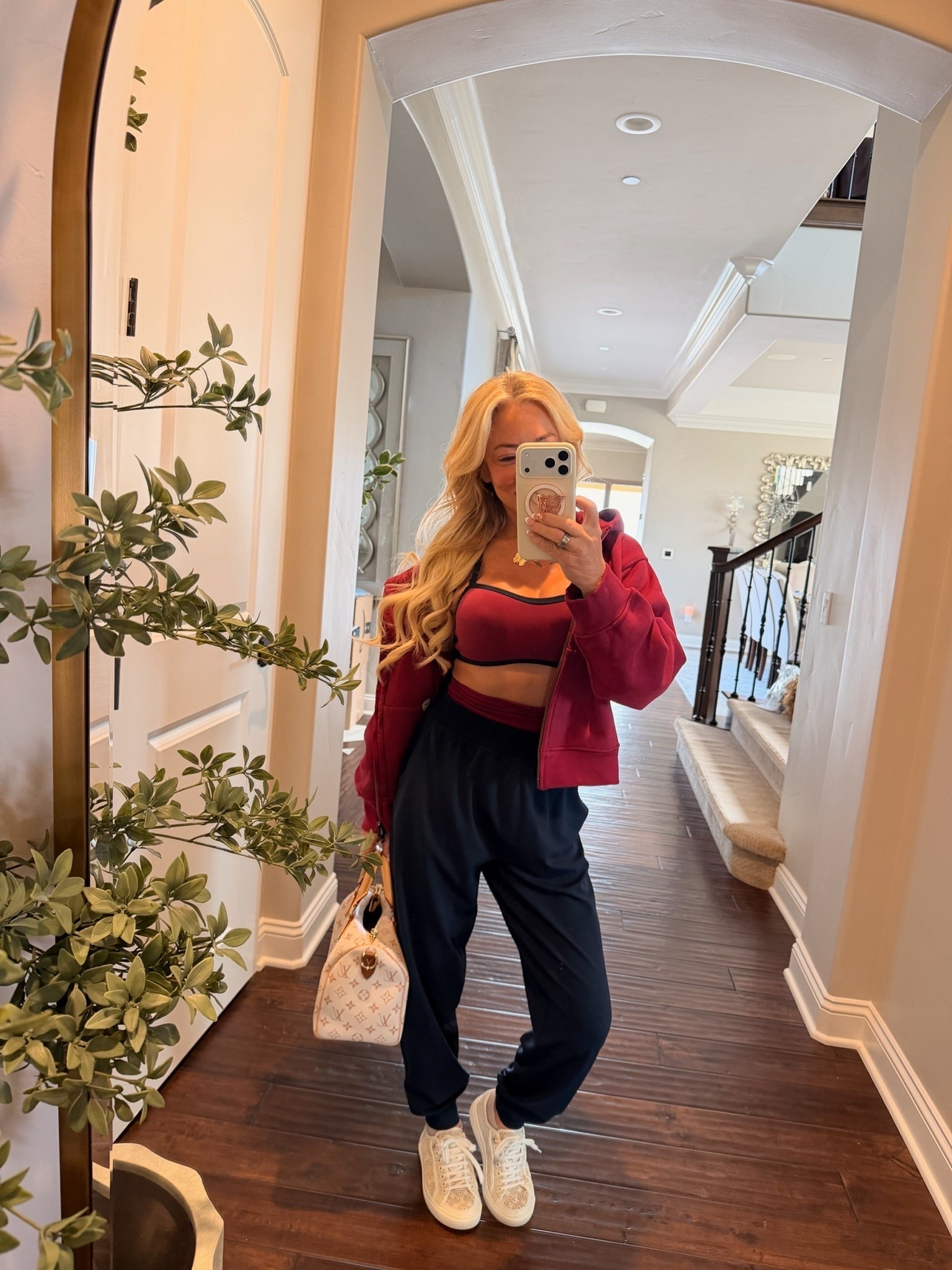 Sporty days, but make it cute. ❤️ A comfy set, fresh kicks, and a little bag that somehow makes the whole outfit feel more pulled together. Because casual doesn’t have to mean boring. 😉

#casual #sporty

#LTKfitnessgoals #LTKdayinmylife #LTKActive