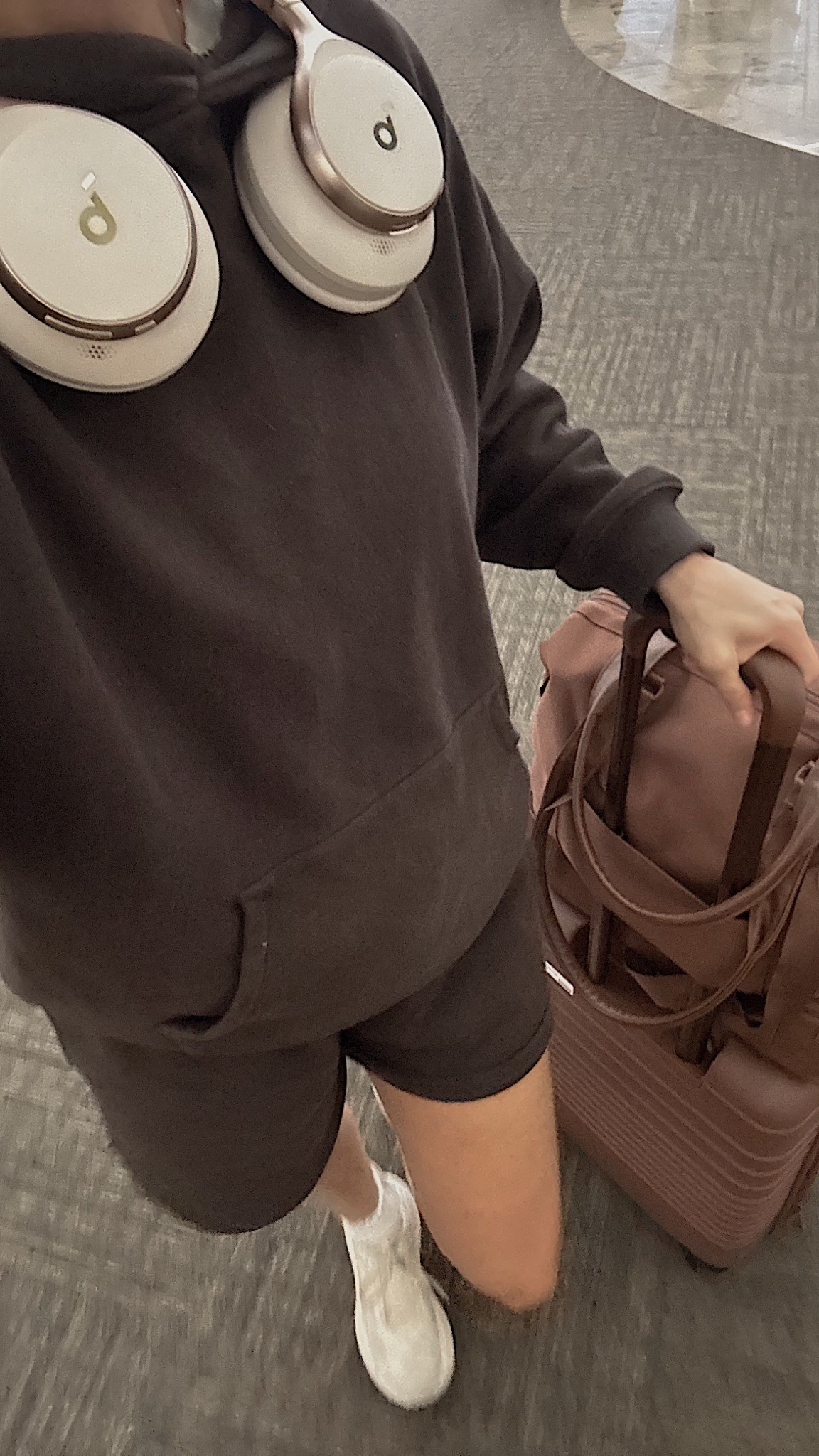 My most worn sweat set and it’s 100% cotton yeeeeeee 🤎 



#LTKTravel #LTKSeasonal #LTKStyleTip