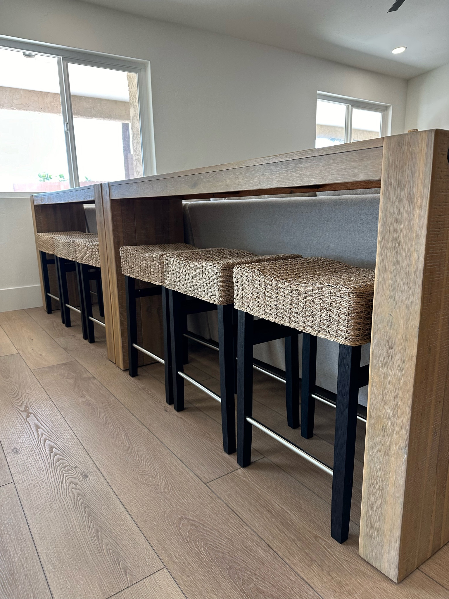 Great way to add additional seating to a living room! 

#LTKHome #LTKStyleTip