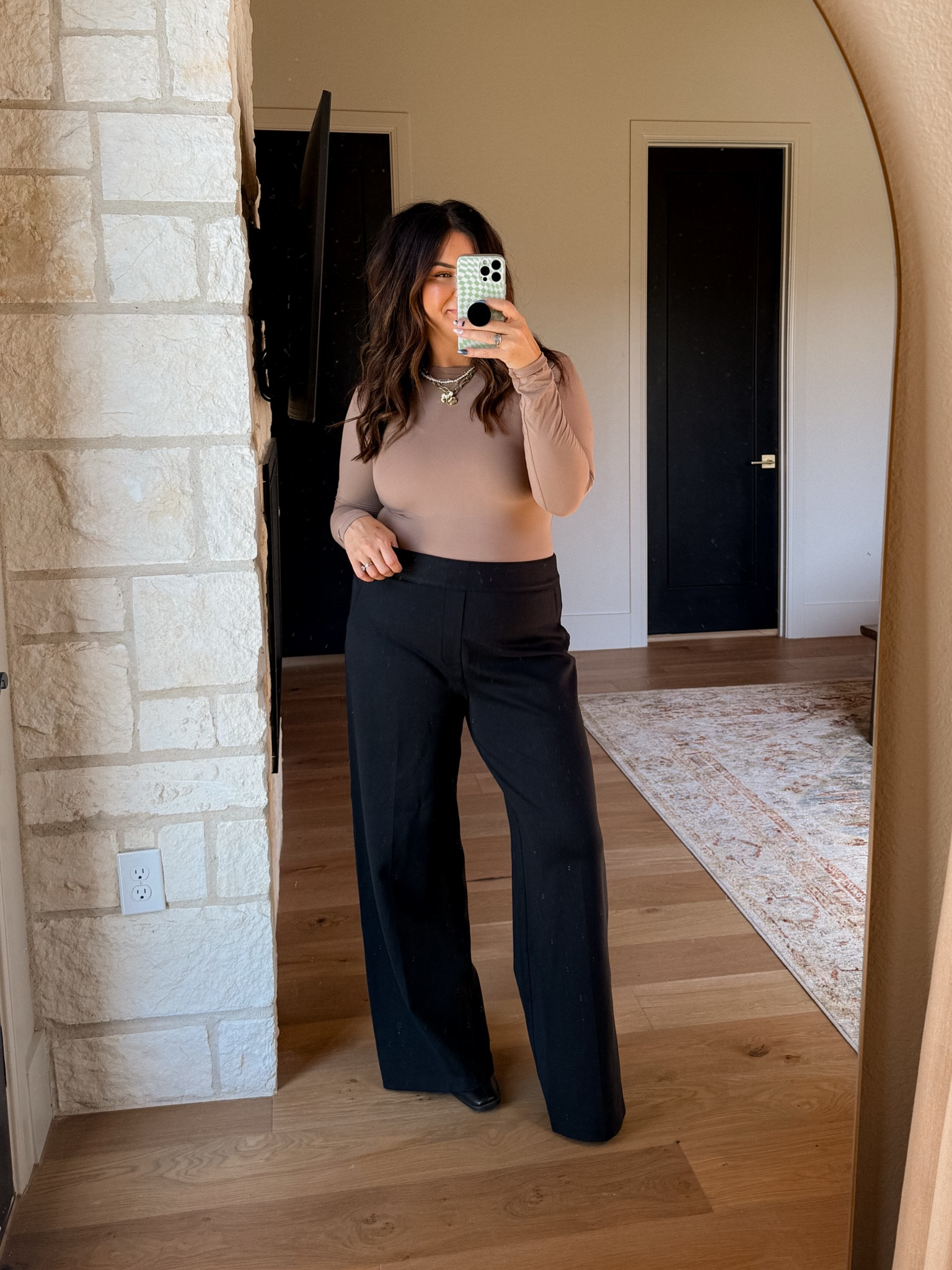 Base layer!
Longsleeve: XL
pants: 1X (BWCXSPANX)


#LTKStyleTip #LTKFindsUnder100 #LTKMidsize