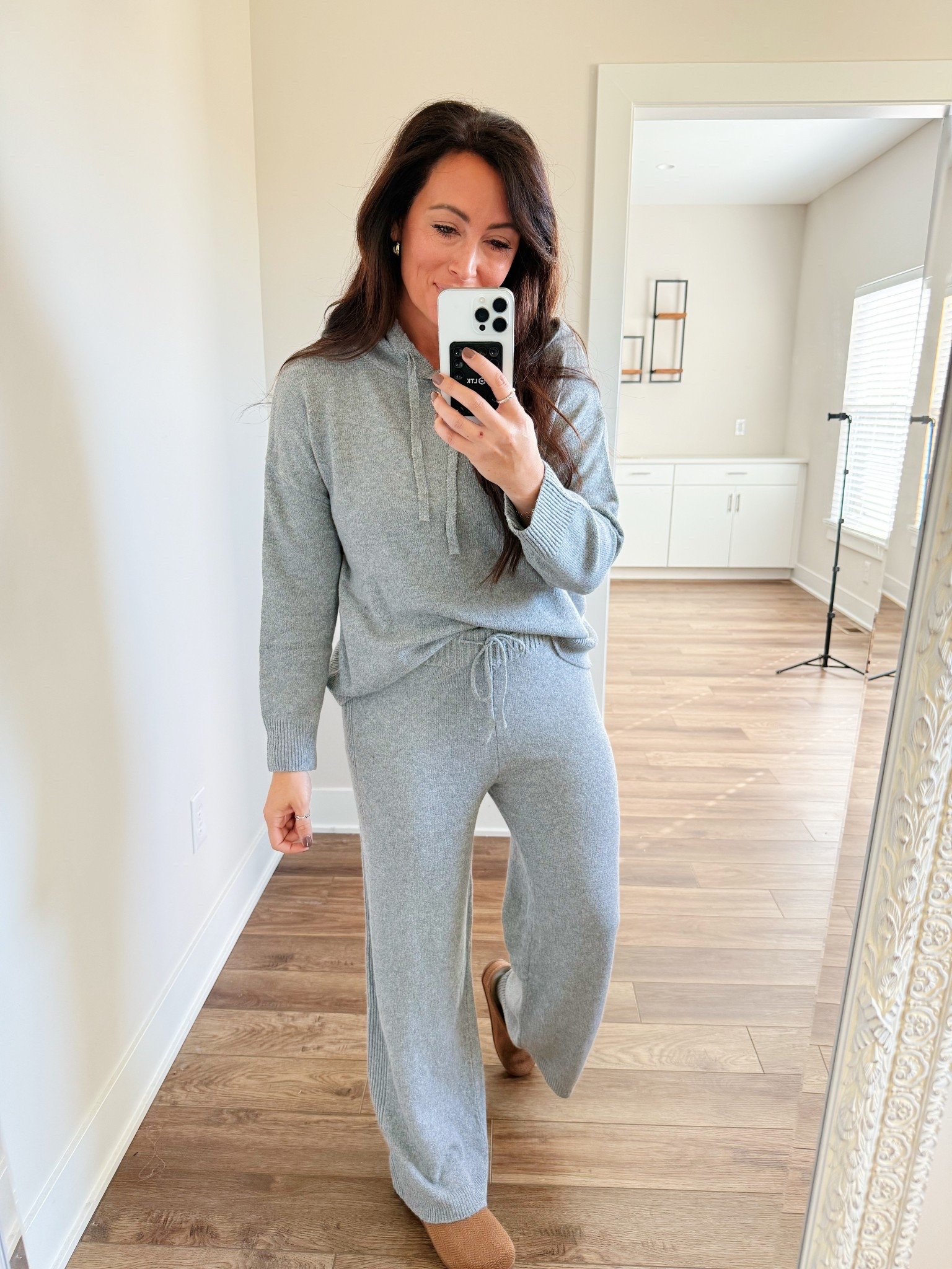 • medium set 

#LTKMidsize #LTKSeasonal #LTKFindsUnder50