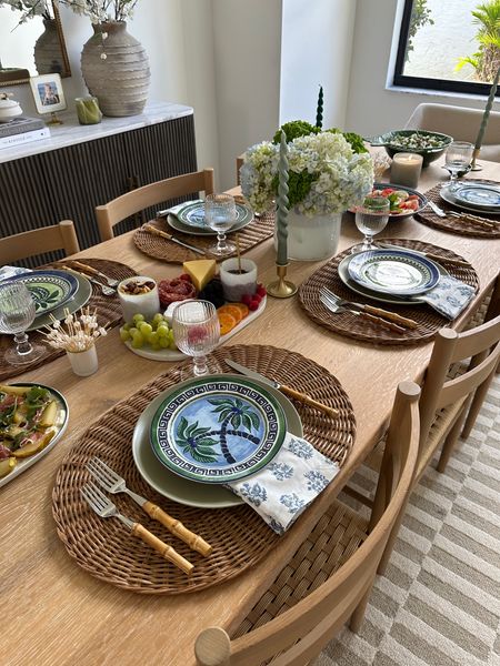 Love this tropical tablescape! Linked these affordable plates, and beautiful placemats and bamboo flatware

#LTKhome #LTKstyletip