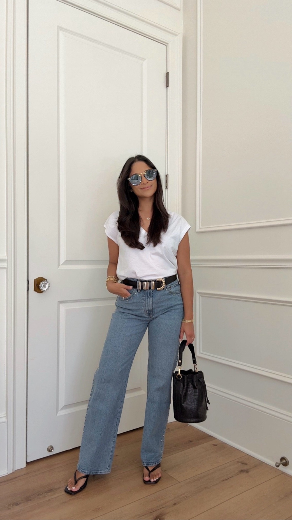 ABERCROMBIE MEMORIAL DAY SALE!

20-40% OFF almost everything
USE CODE: AFSUMMER for a stackable 15% OFF!

I love these denim jeans from Abercrombie!
Size reference: I’m 5 ft | 27/28” waist | a true size 26

Wearing the high rise 90s relaxed studded (wearing sz 26 short)

+ take 20% OFF my bag with code HAUTE20


#abercrombie #denim #jeans #memorialday #salealert #giginewyork

#LTKSaleAlert #LTKPetite #LTKSeasonal